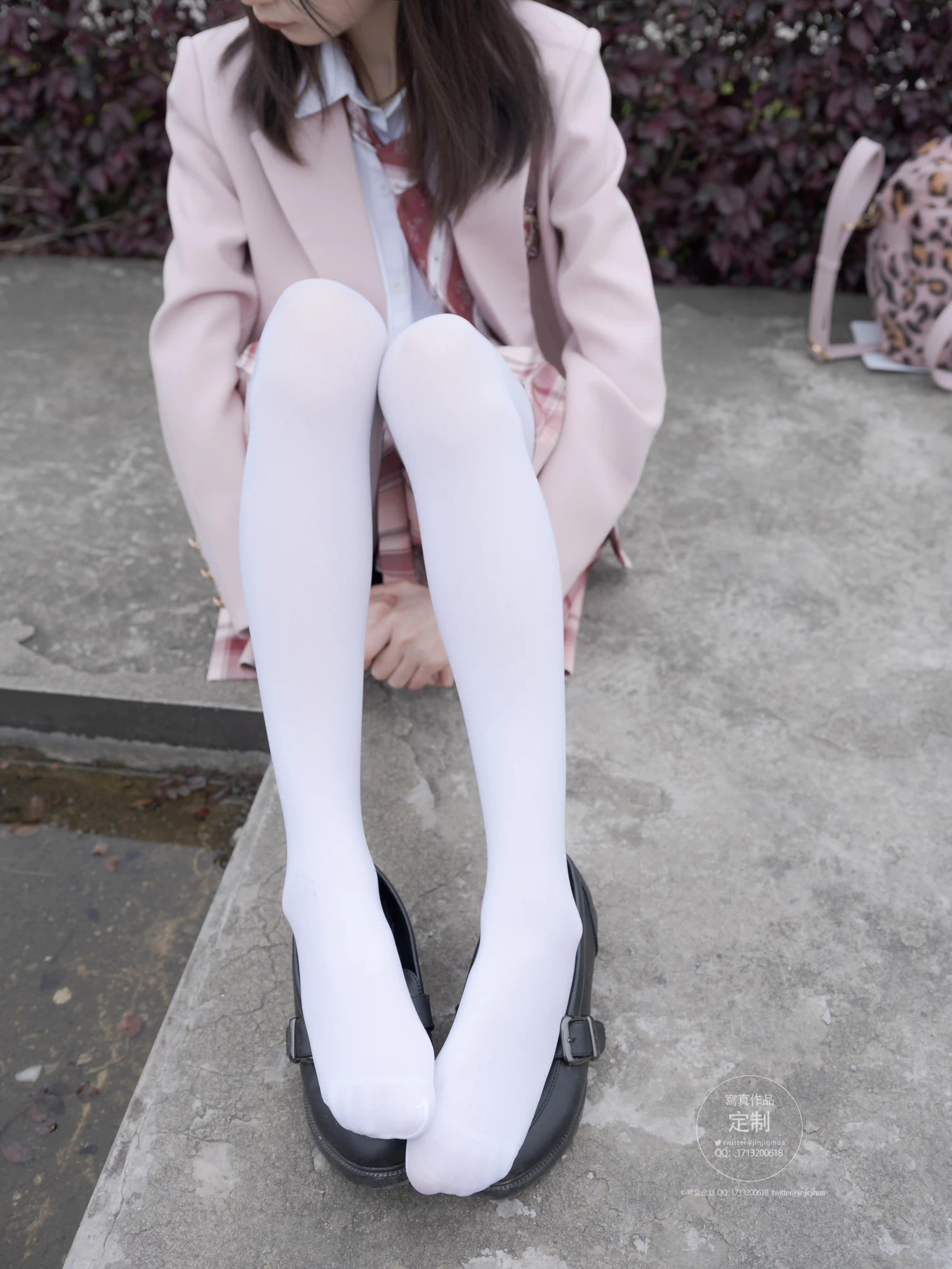 紧急企划 Y-002 [108P-1.63G] 咦咿yiyiyiyiyi 白丝JK制服 户外车内JK, 咦咿yiyiyiyiyi, 白丝, 紧急企划, 美腿, 美足