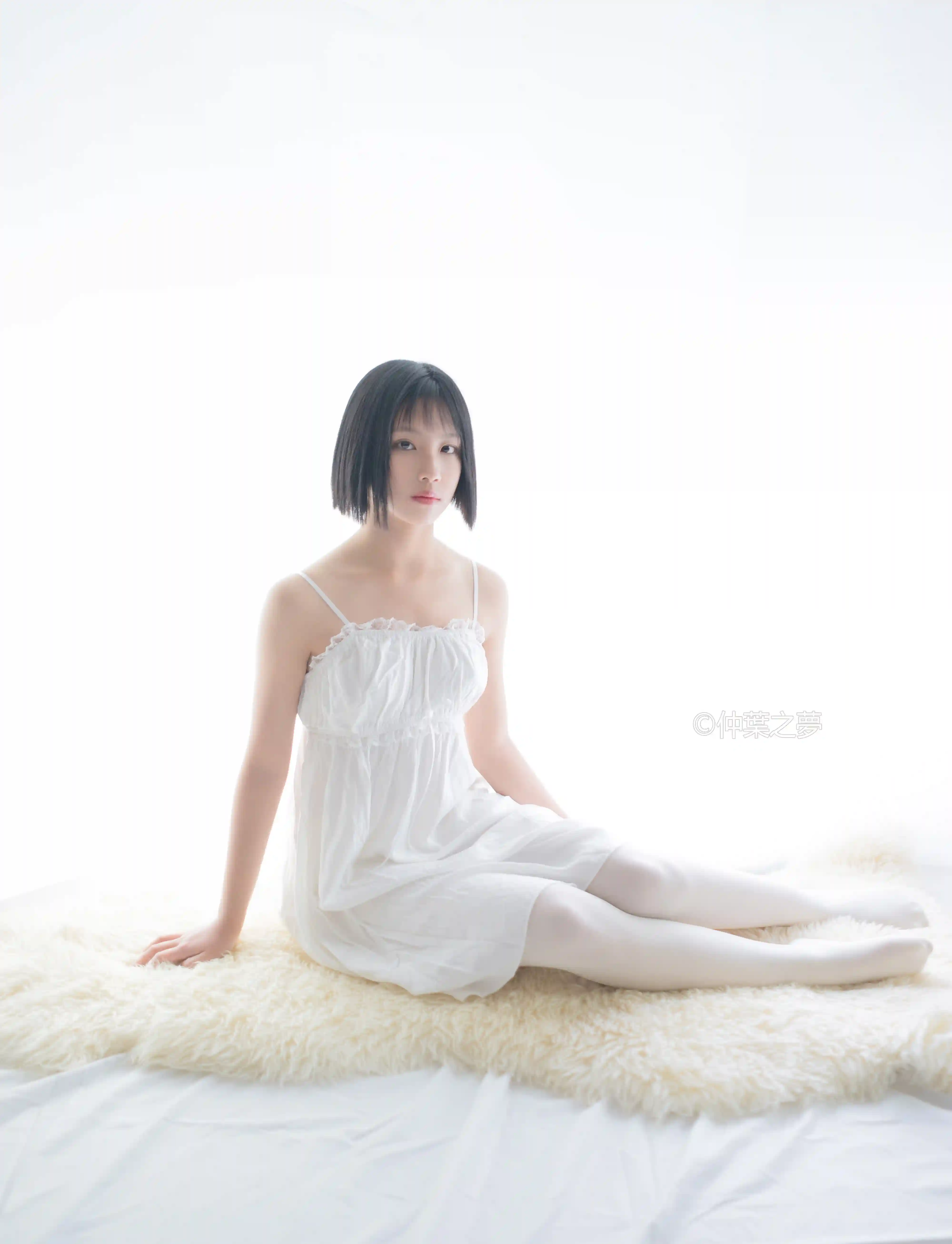 轻兰映画 Grand.001 [73P-117M]白丝, 美腿, 美足, 轻兰映画