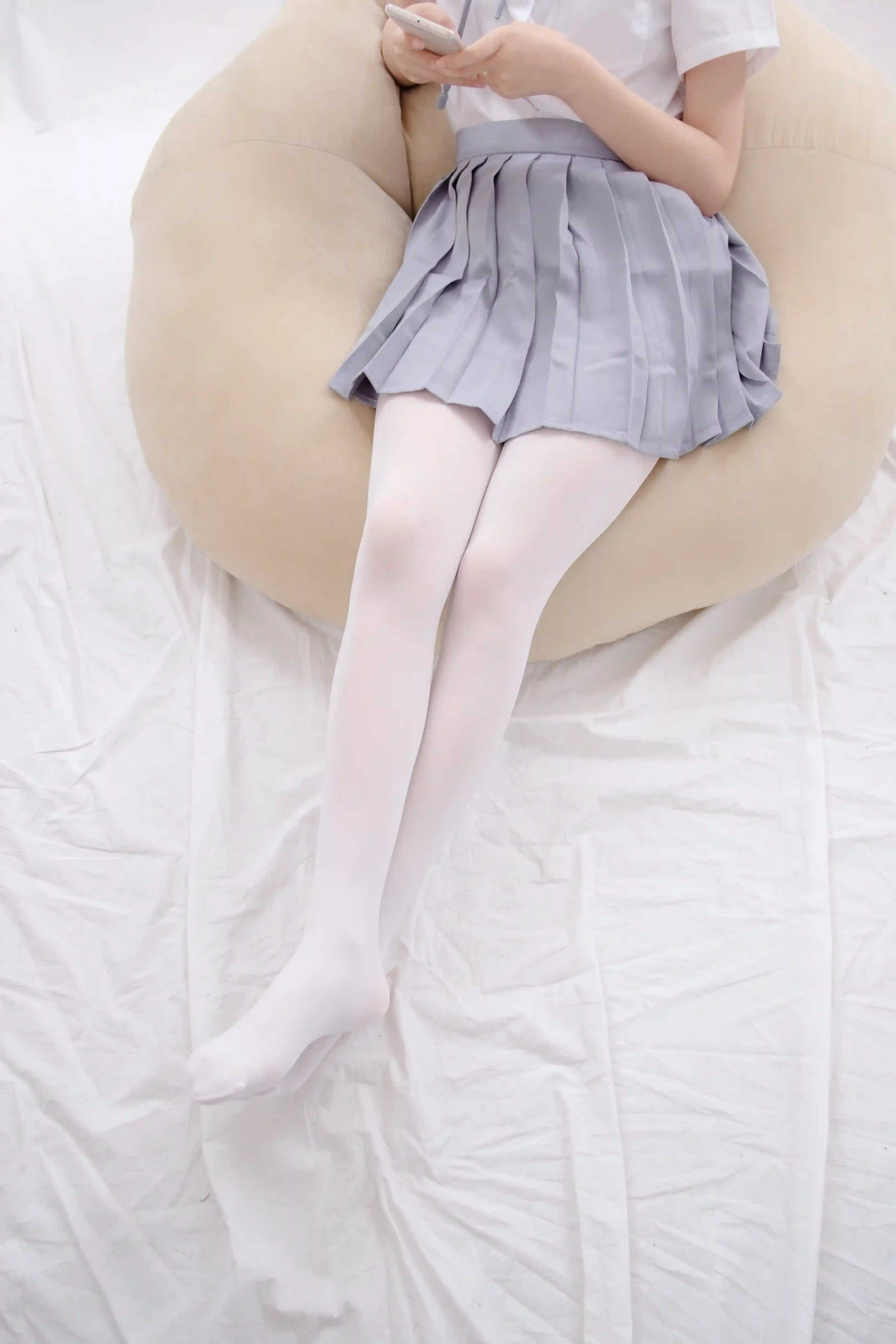 森萝财团 R15-025 [75P-314M]学生装, 森萝财团, 白丝, 美腿