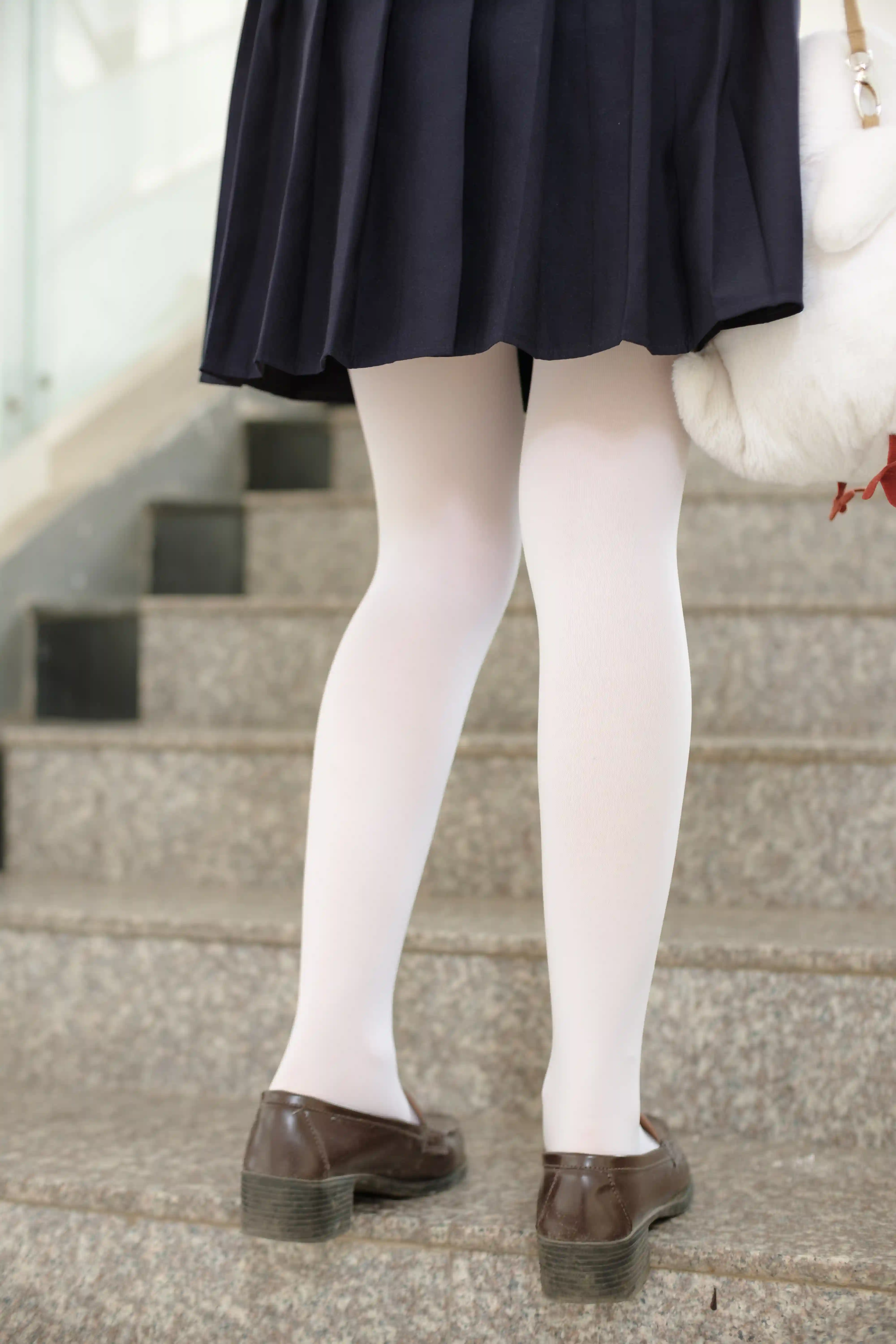 森萝财团 X-027 [113P1V-2.2G制服, 学生装, 校服, 森萝财团, 白丝, 美腿
