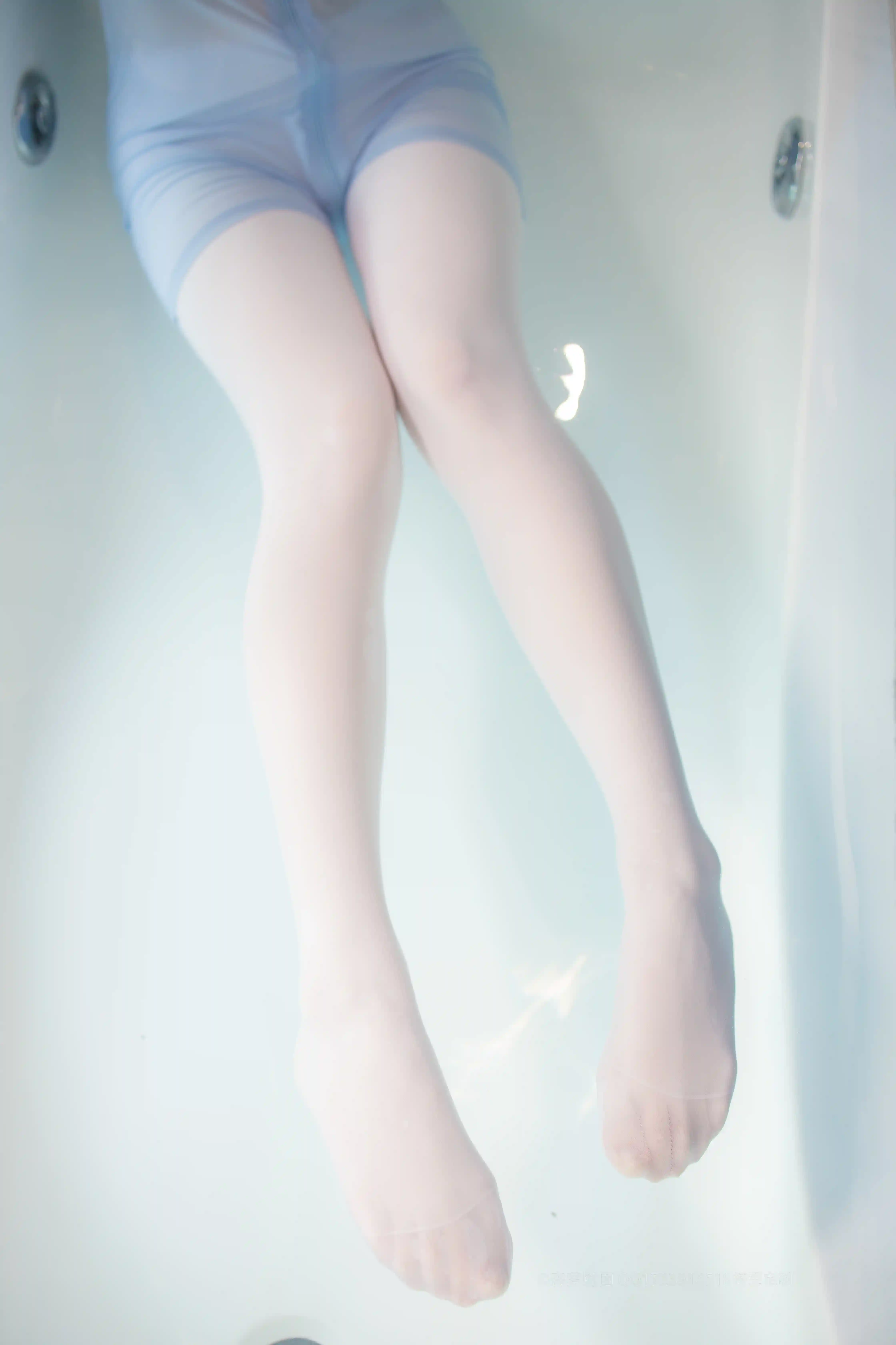 森萝财团 X-049-R16 [165P1V-3.2G]森萝财团, 白丝, 美腿