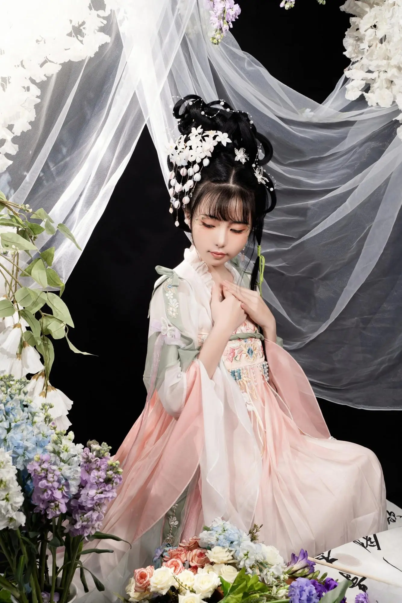 喵小吉《花間集》 (85P)