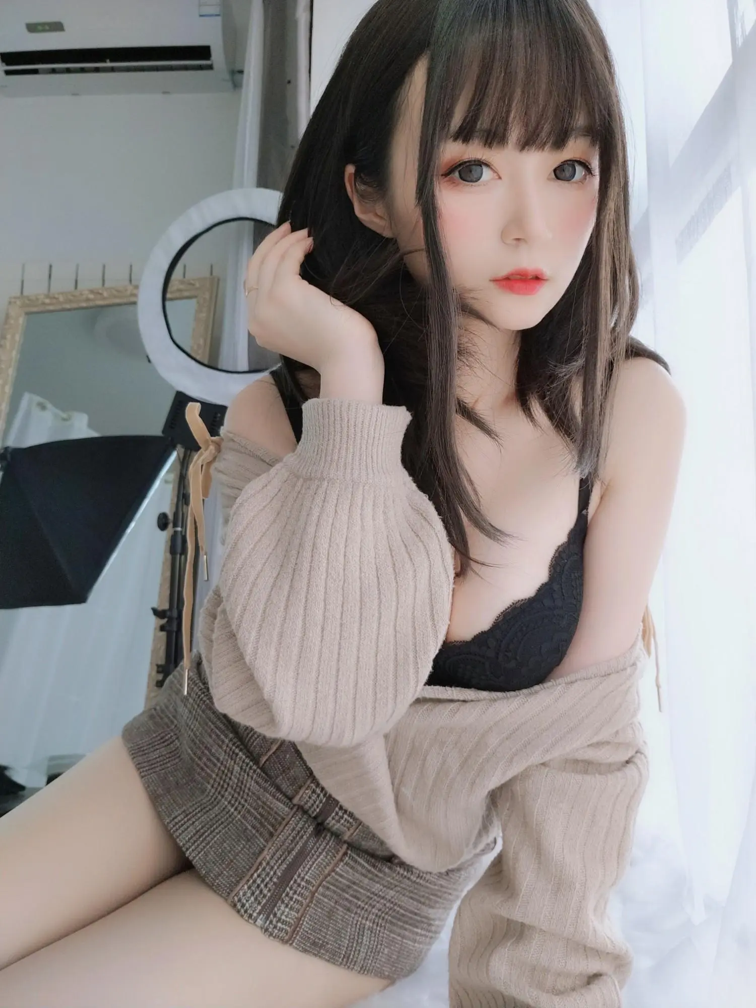 白銀81《居家私服2》穠纖合度身材最對味 (55P)