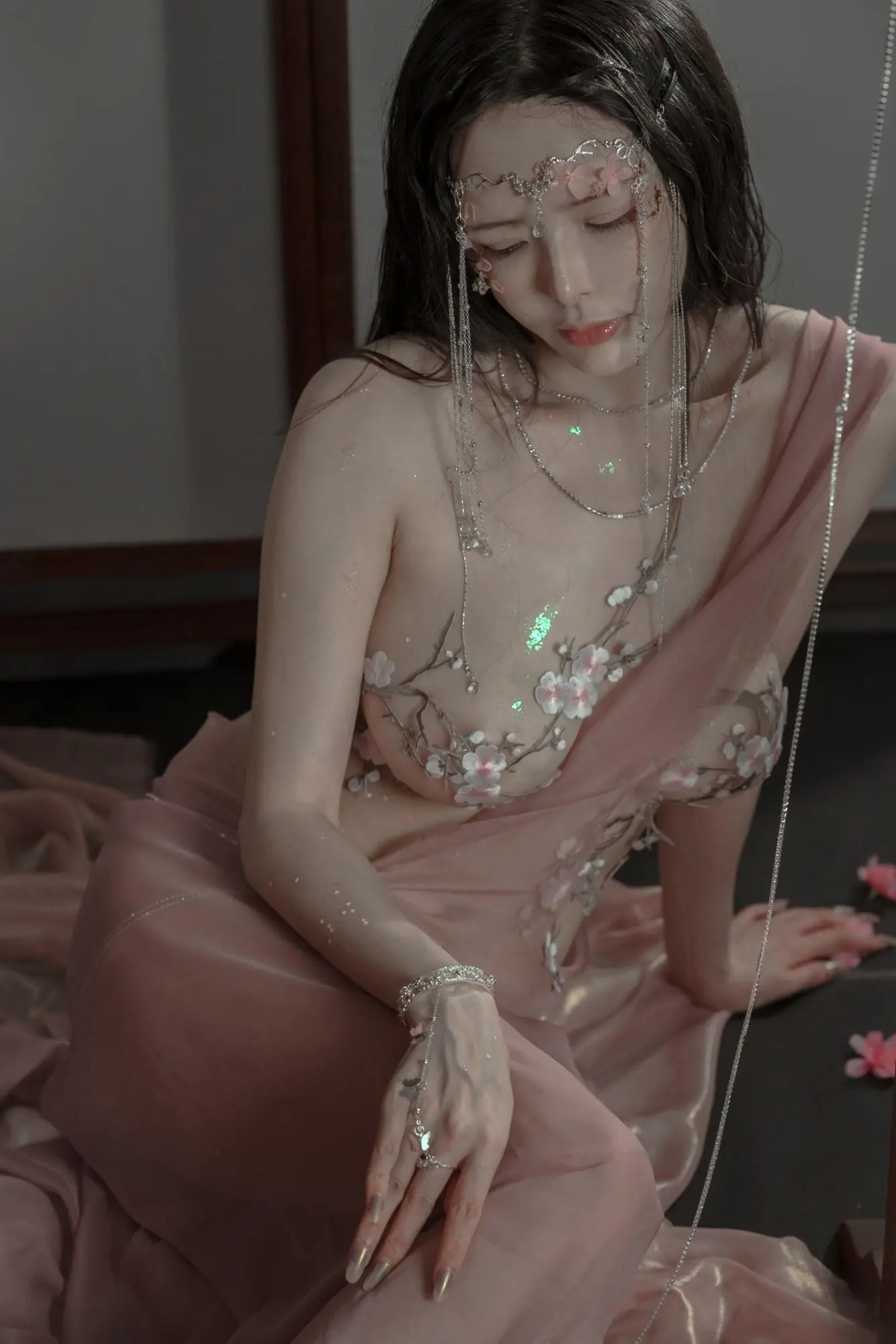秋和柯基《櫻花御姐》美人身影耀眼奪目 (34P)