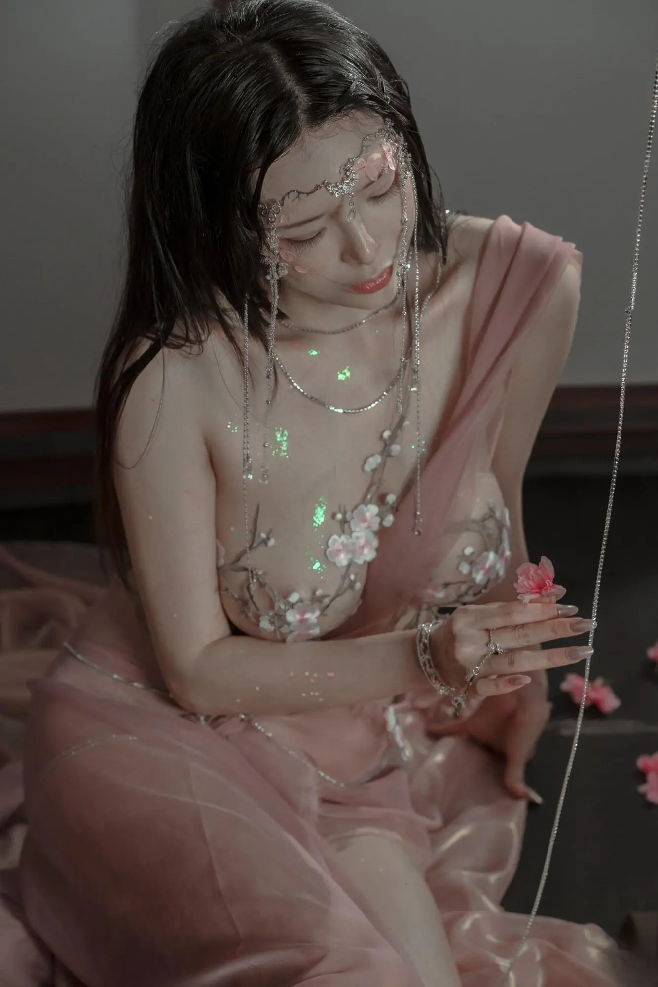 秋和柯基《櫻花御姐》美人身影耀眼奪目 (34P)
