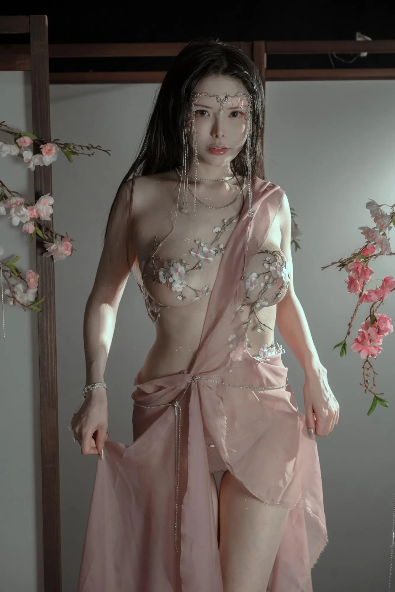 秋和柯基《櫻花御姐》美人身影耀眼奪目 (34P)