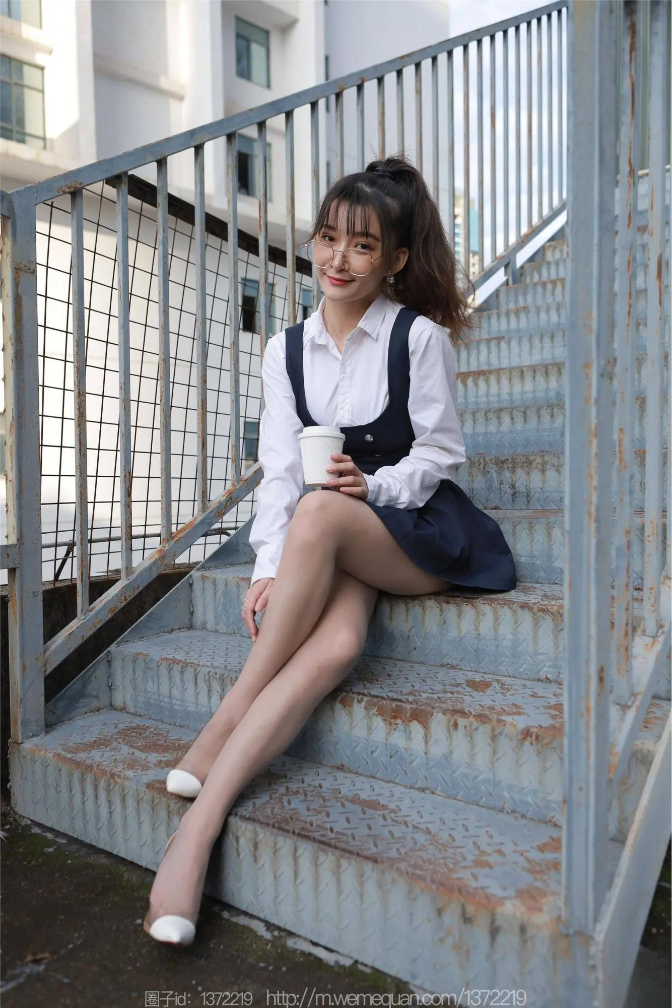 【IESS異思趣向系列】絲享家 秋秋《 樓梯偶遇婉萍 》【79P】