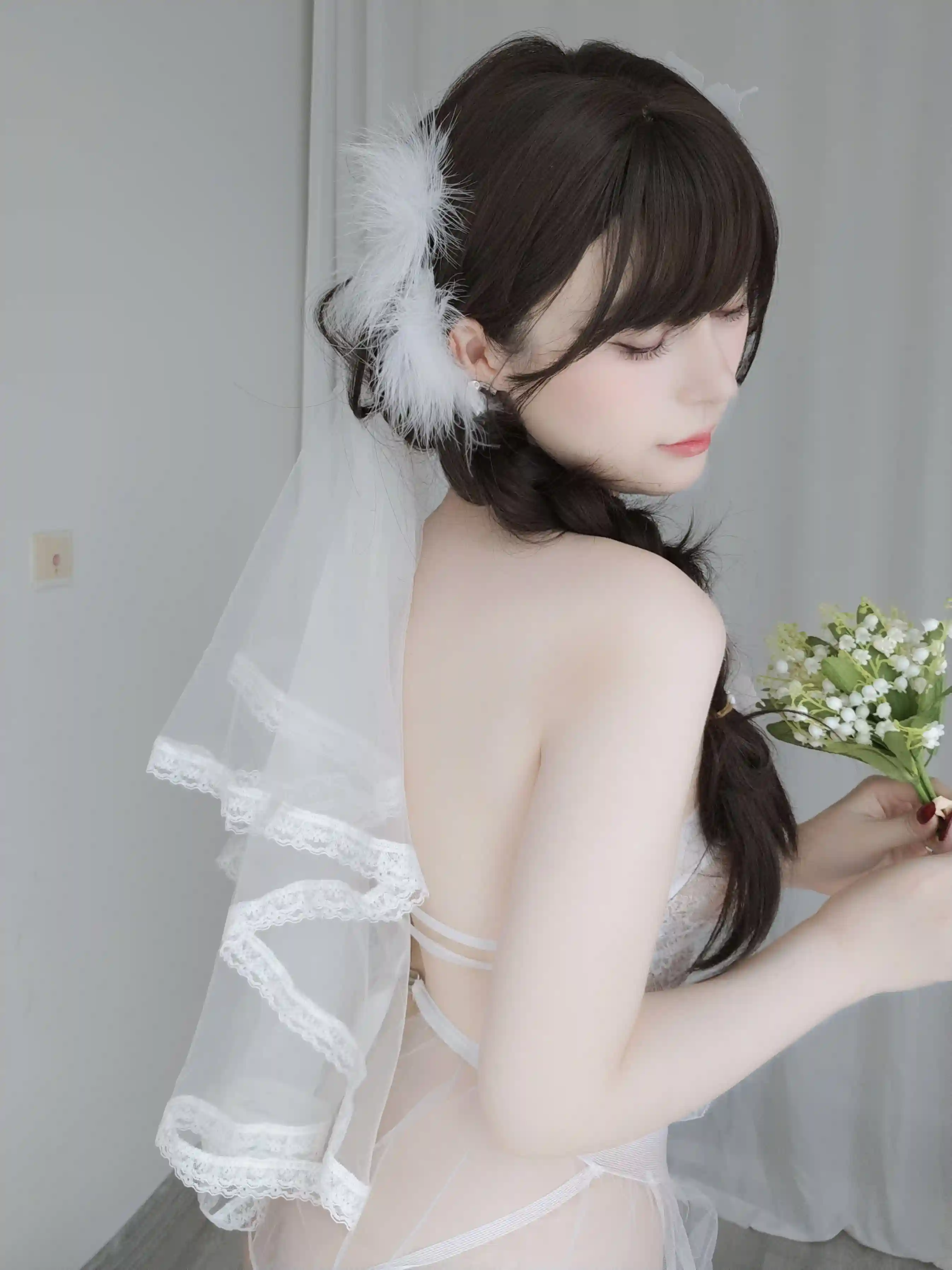 白银81 Vol.132 [Fantia] 花嫁[73P-2V]
