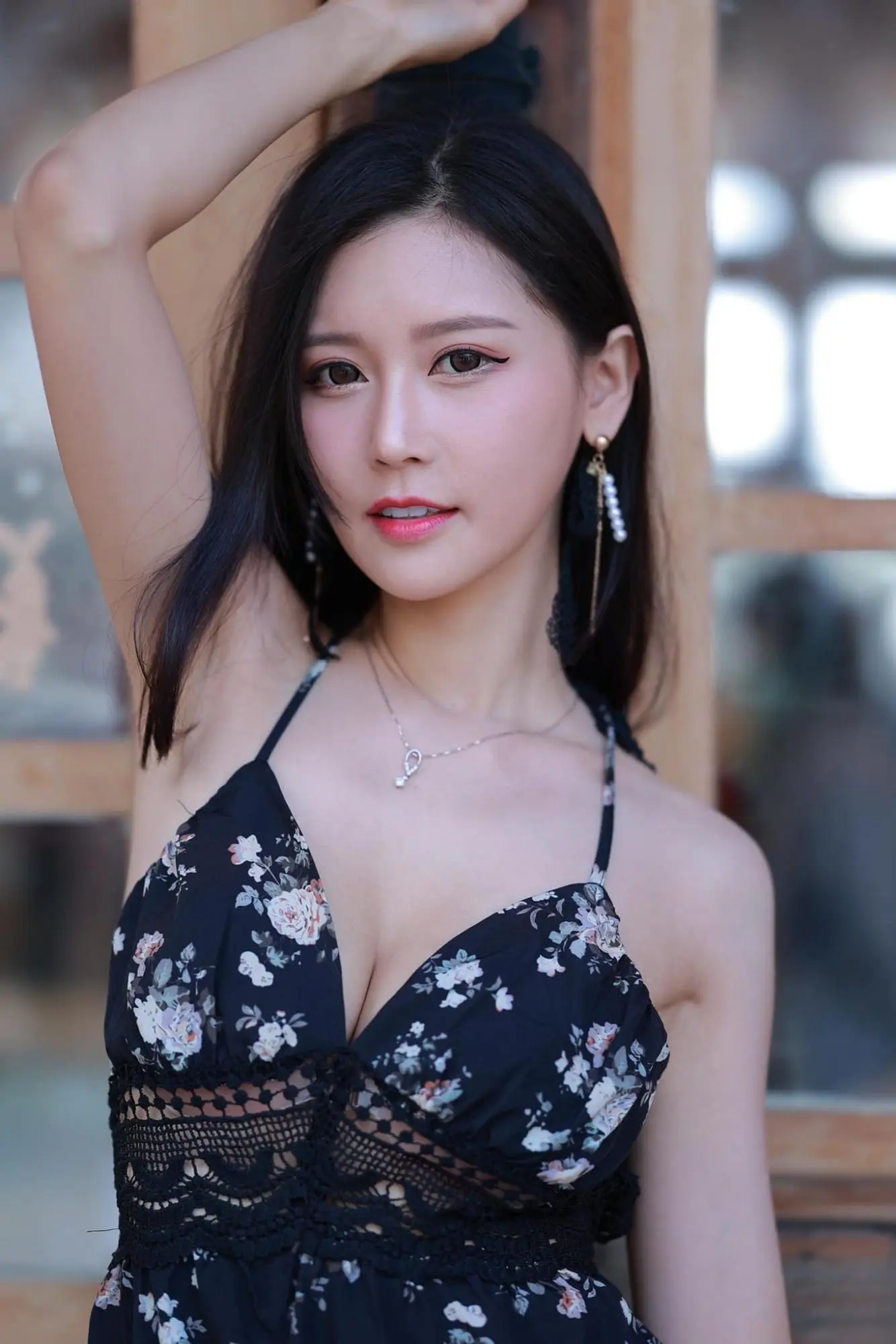 【網路收集】台灣美腿女郎-許玲玲 外拍寫真集 (九) (83P)