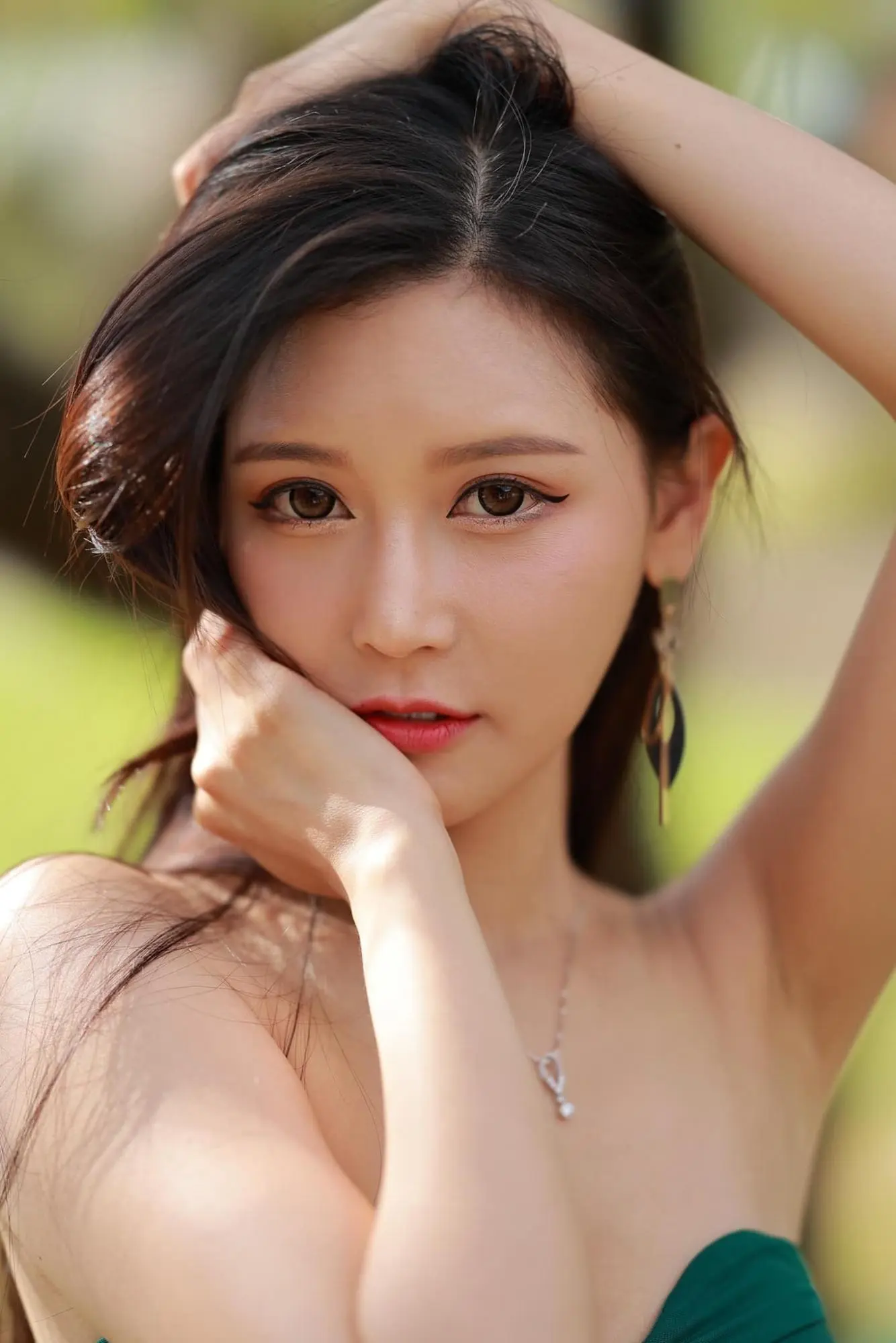 【網路收集】台灣美腿女郎-許玲玲 外拍寫真集 (九) (100P)