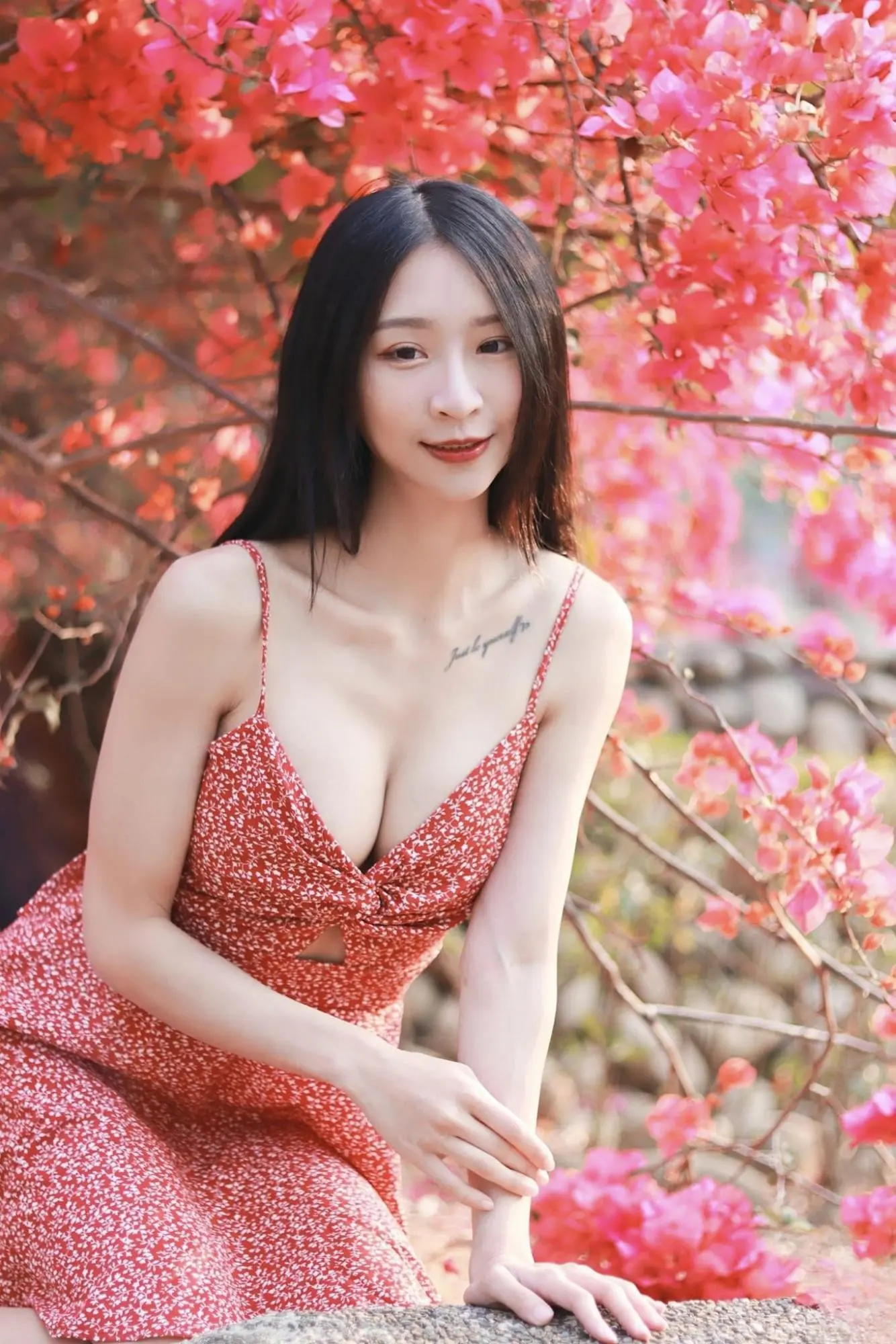 【網路收集】台灣美腿女郎-Lin Sunny小彩緹 美模外拍寫實 (二) (70