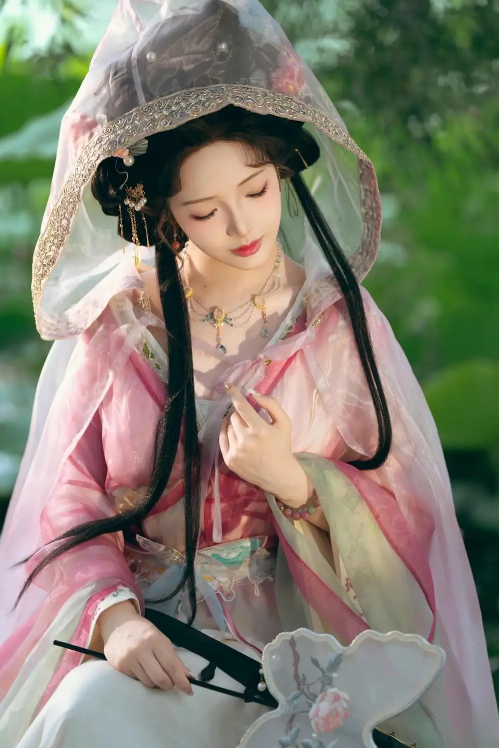 【網路收集系列】雯妹 - 祝您中秋快樂owo 【20P】