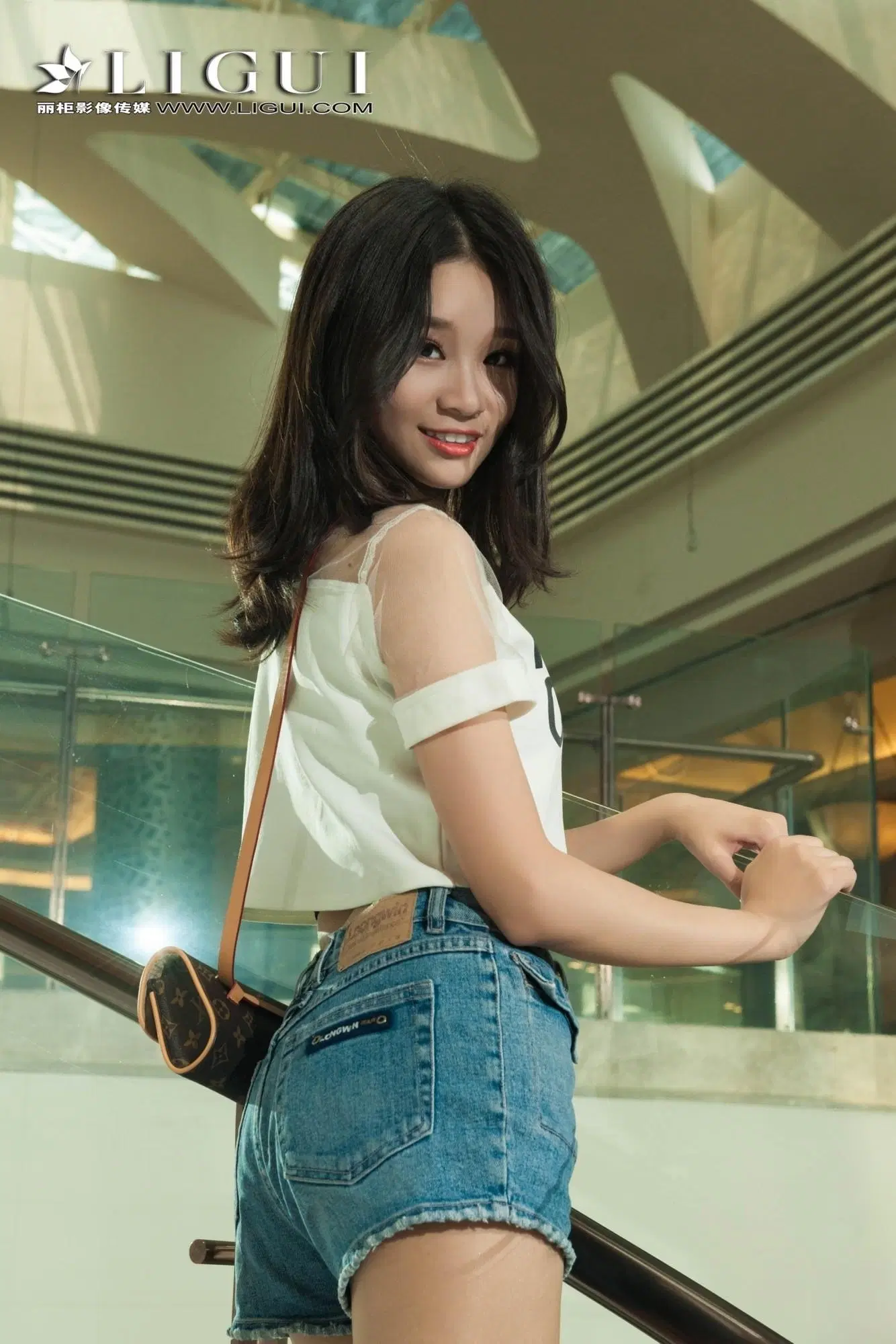 【Ligui麗櫃】2018.08.29 網絡麗人 Model 點點【71P】
