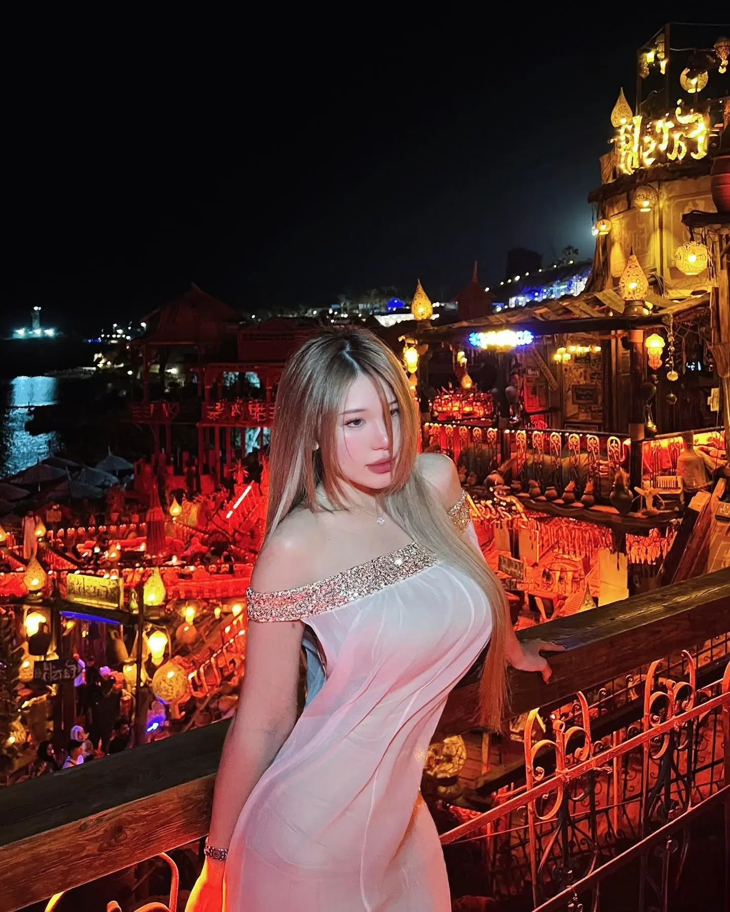 「Siew_Pui_Yi_蕭佩兒」火辣S曲線 暗藏兇狠身材 (32P)