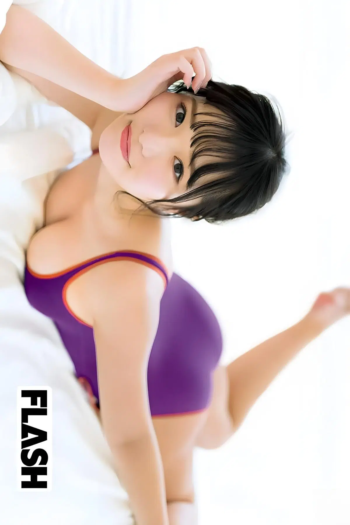 [高鶴桃羽] 身材火辣色氣濃 怎麼穿都好看 (14P)