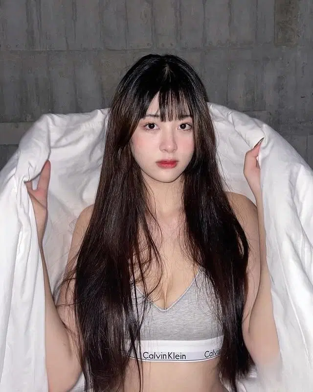 「Angelene」大胸器令人羨慕 (10P)