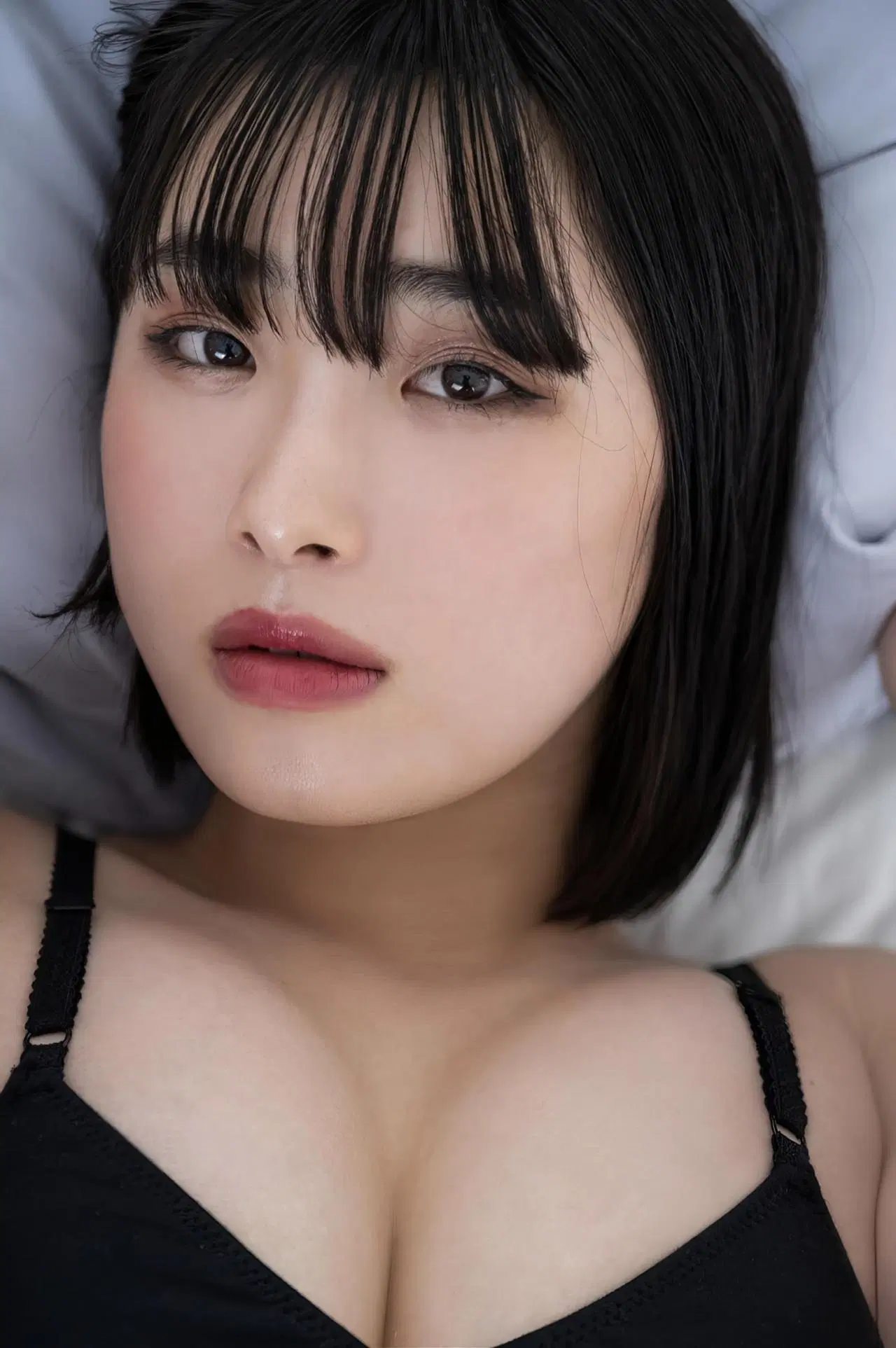 [高砂ミドリ] 雪乳雙峰和挑長美腿給人無限遐想 (28P)