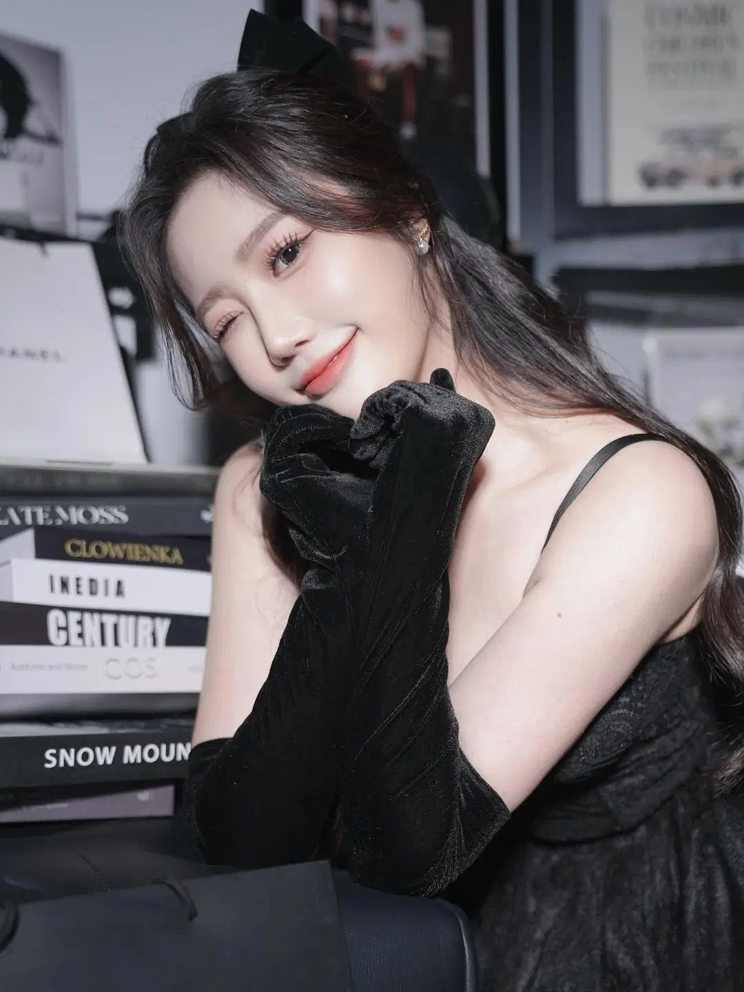 「Ariel C.」完美的胸型 讓人無法抗拒的魅力 (10P)