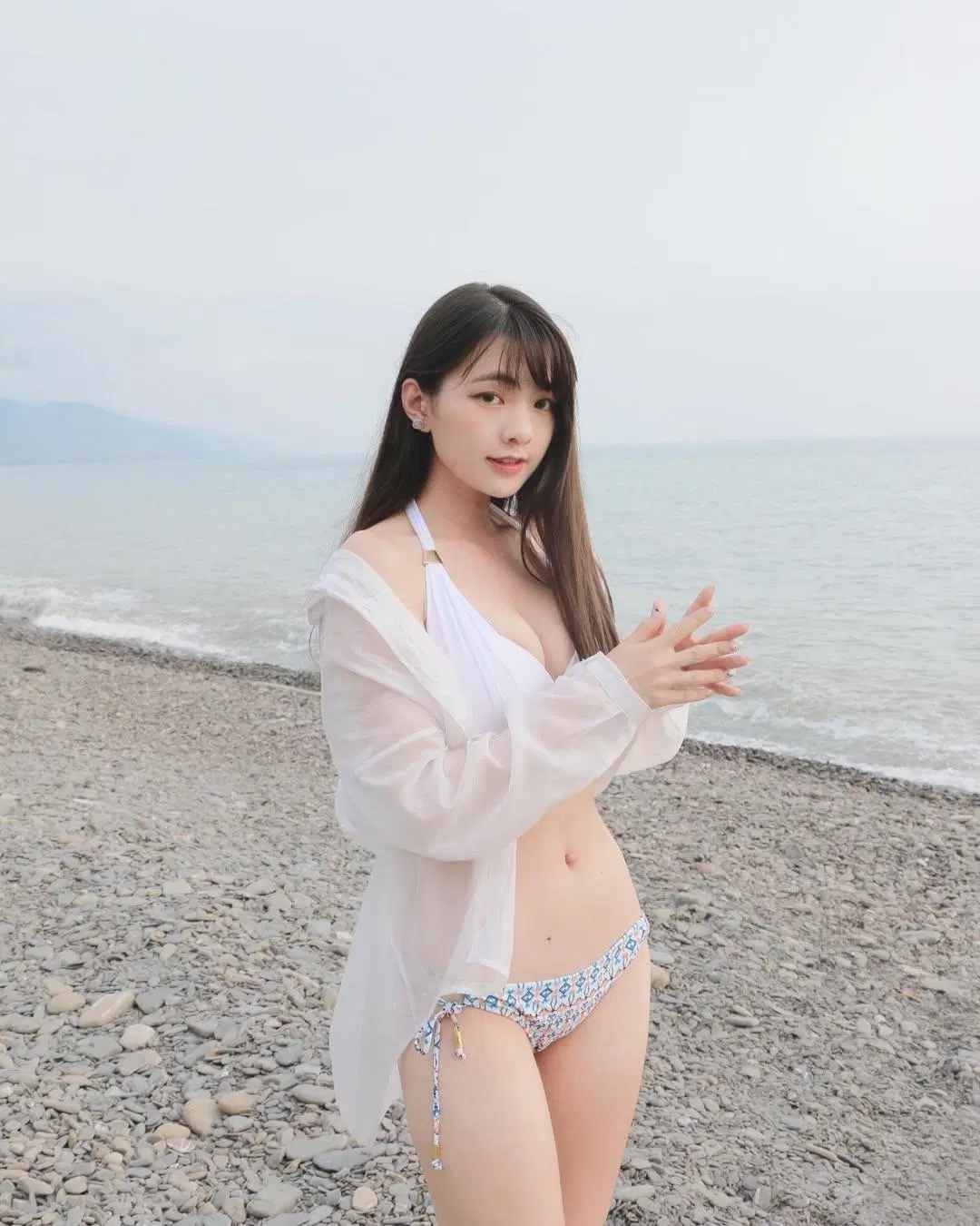 「JOY」笑容與性感身材讓人愛不釋手 (10P)