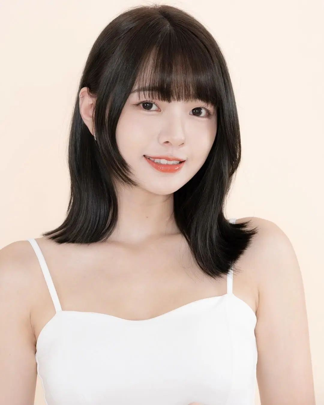 「JOY」渾圓挺翹肉感身材誘惑 爆擊你的心 (10P)