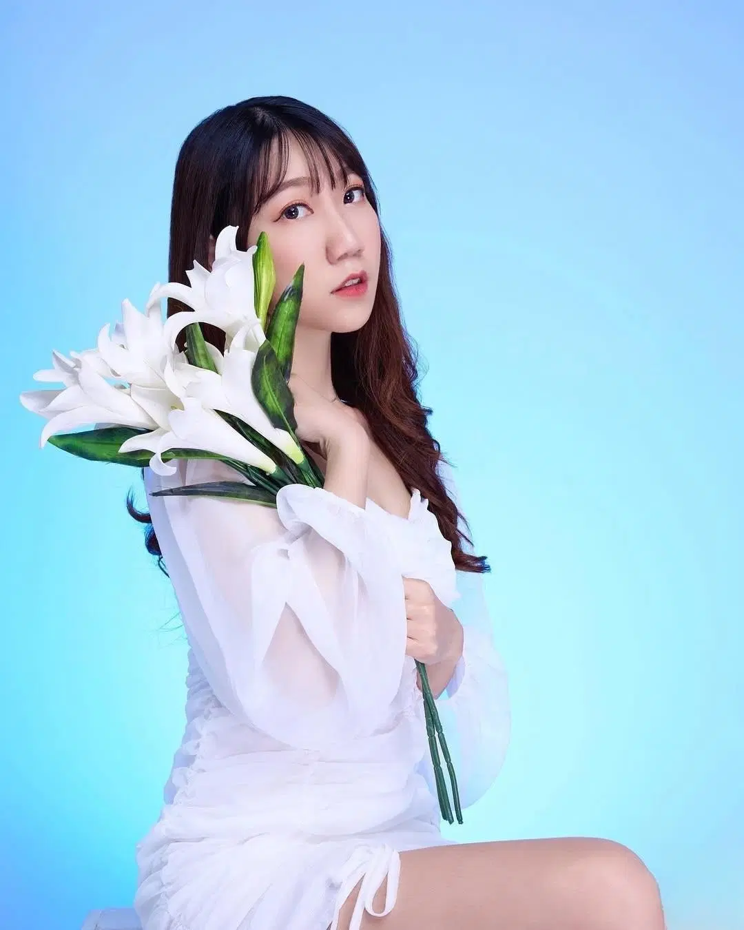「Chichi」萬惡的白嫩肉體讓人血脈噴張 (10P)