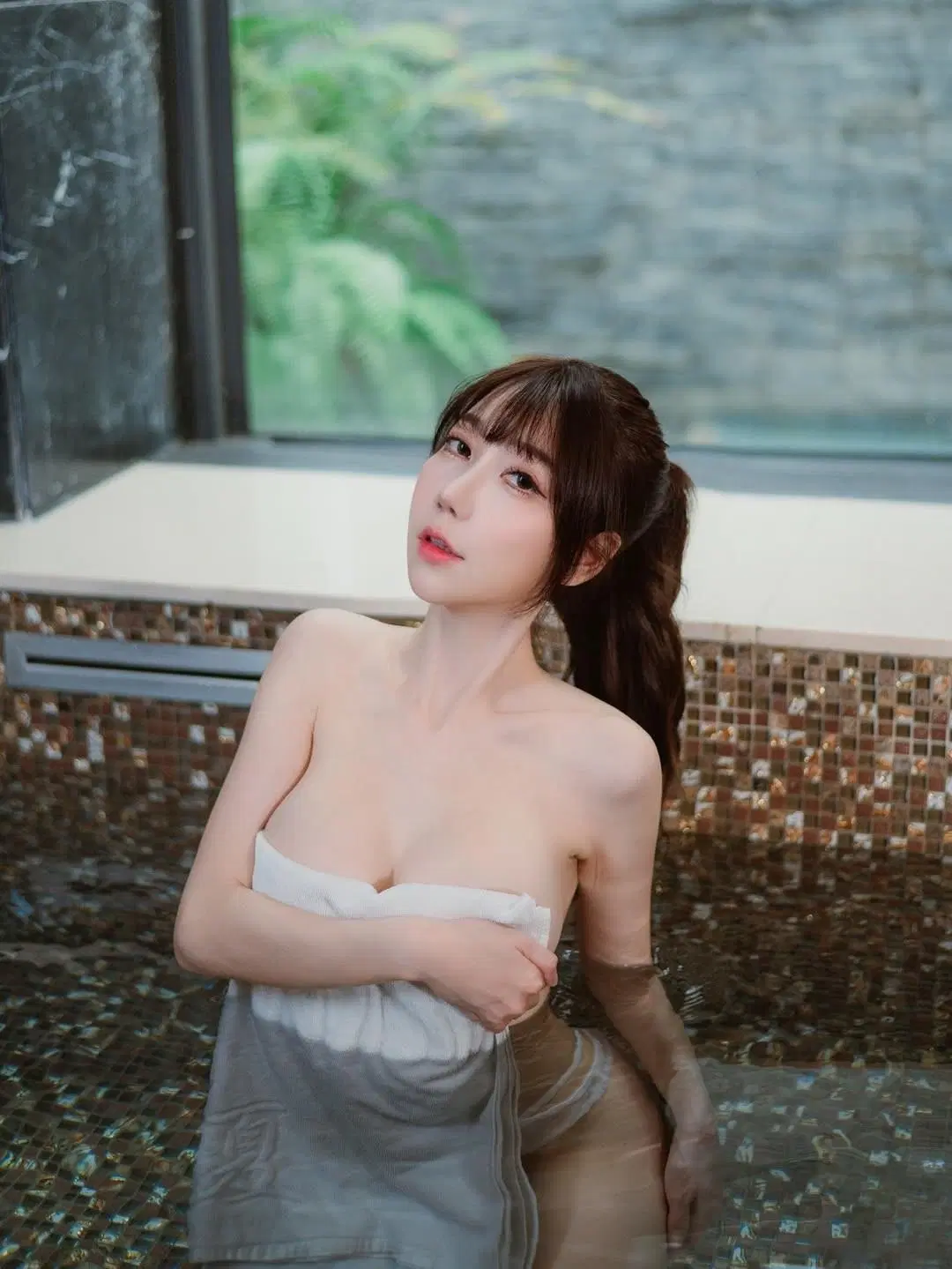 「Chichi」萬惡的白嫩肉體讓人血脈噴張 (10P)