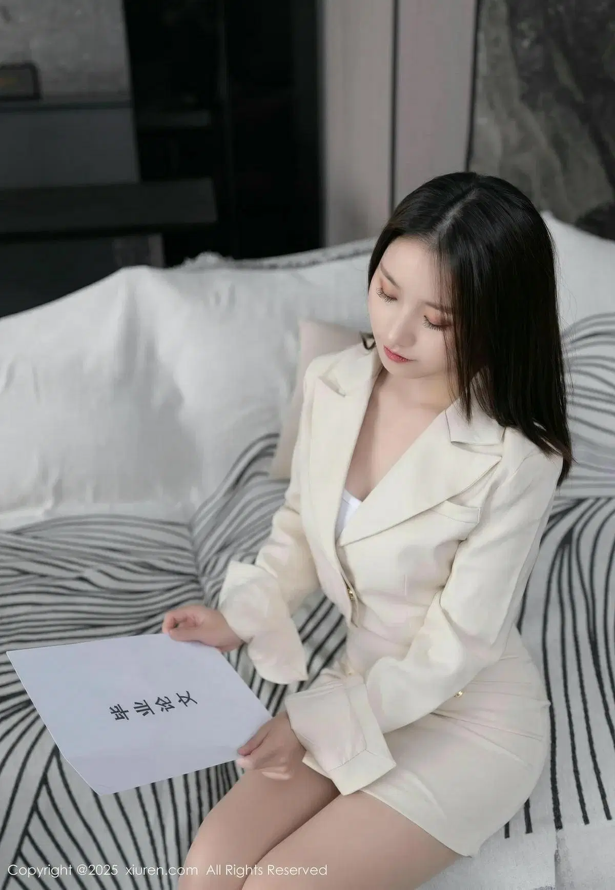 【XiuRen秀人網】2025.06.18 Vol.10428 杏子Yada 完整版無水印寫真【61P】