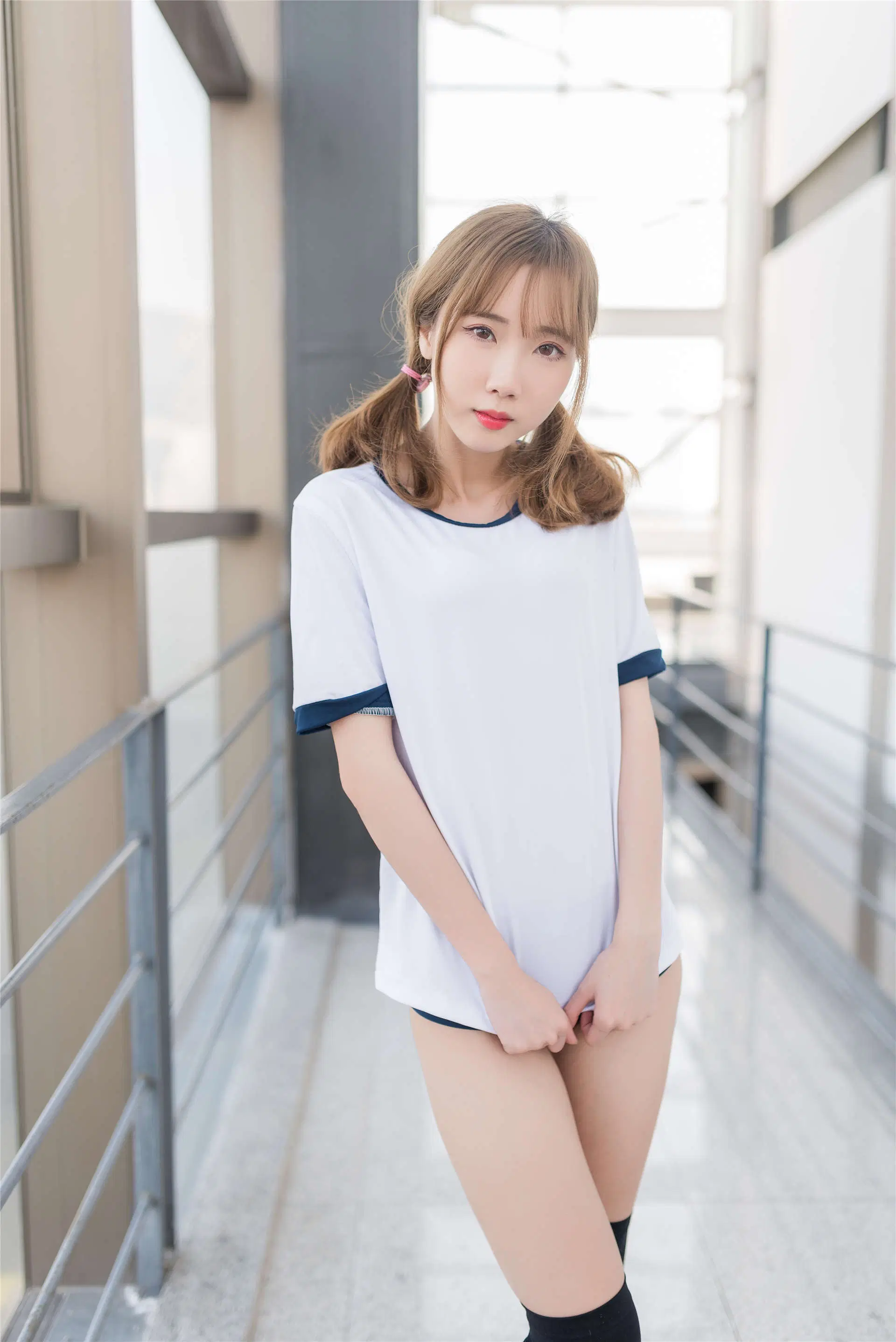 风之领域 VOL.026 美腿体操服室外绝美外拍 [48P]