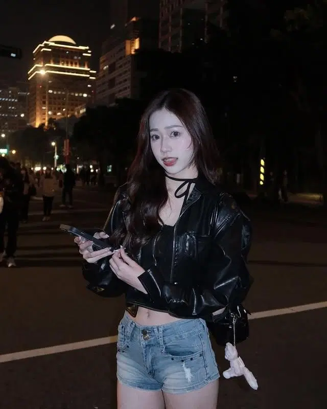 清秀臉蛋「喬安」身材不得了 (10P)