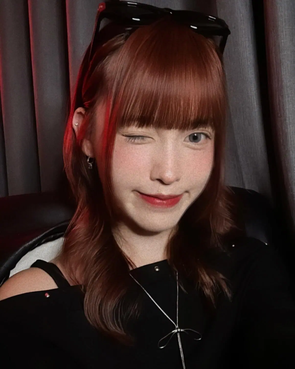 海邊熱浪來襲！Renee芮妮 甜美動感、雪白美肌、豔麗紅髮、火辣蜜桃臀 辣翻全場 (13P)
