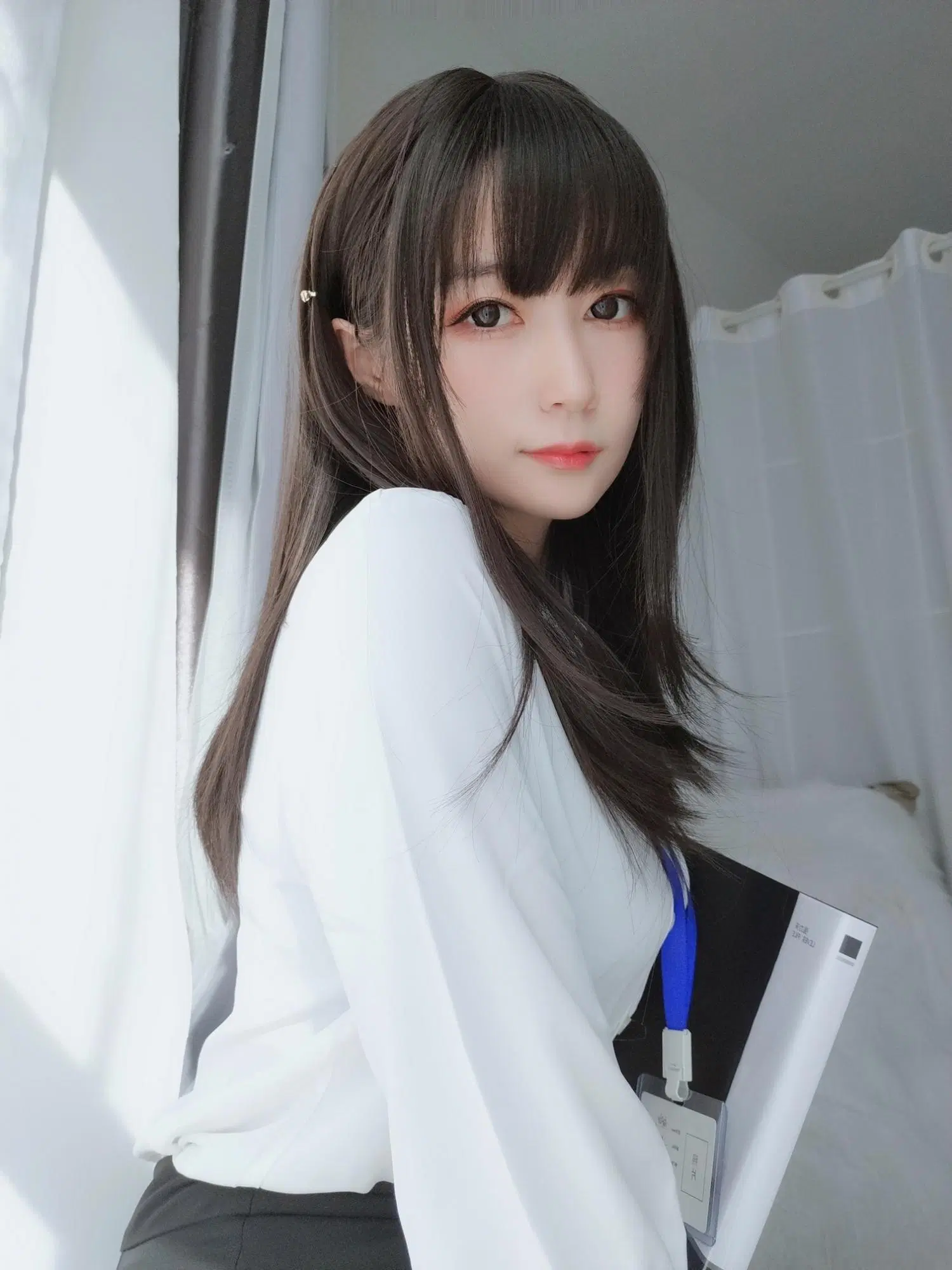 白銀81《職場OL8》後入視角挑逗你視覺神經 (65P)