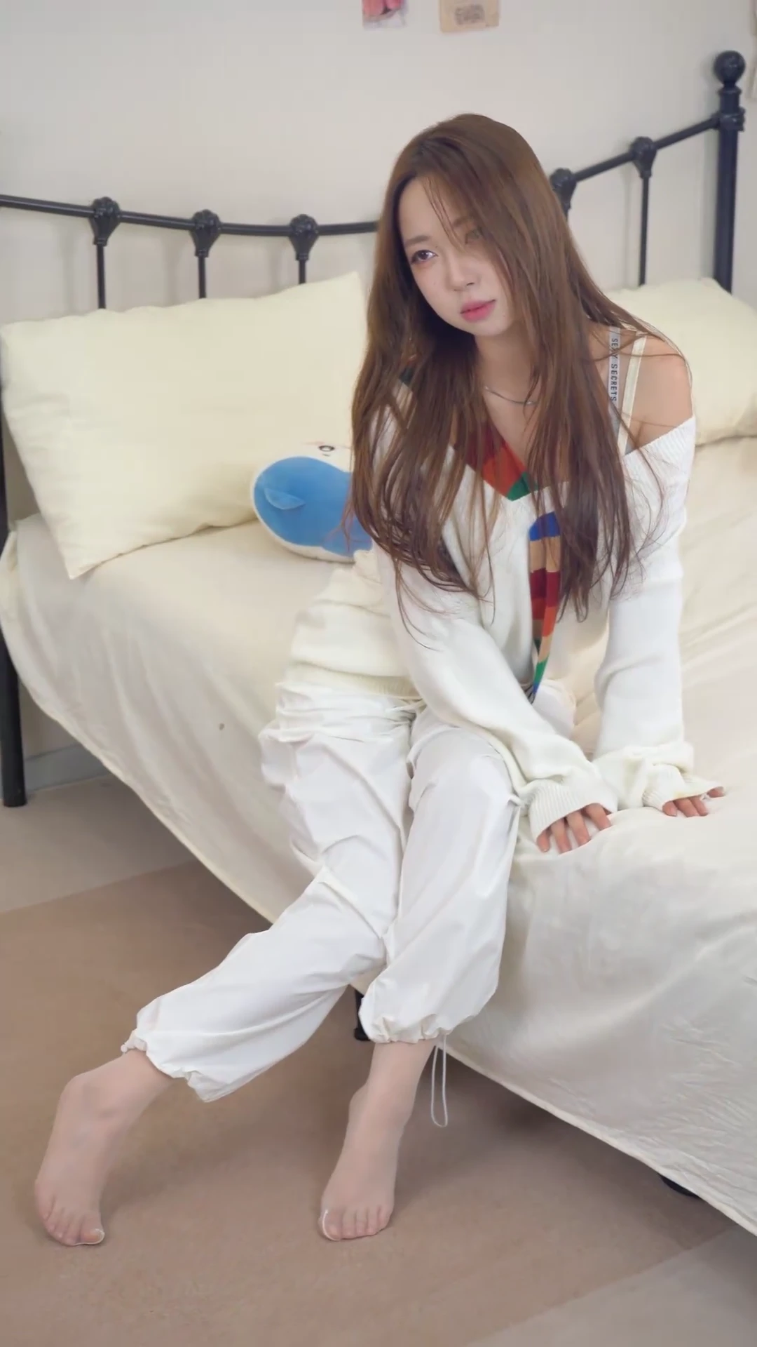 校花姜姜 4k超清拍摄现场_116712229833347_20260820_230710