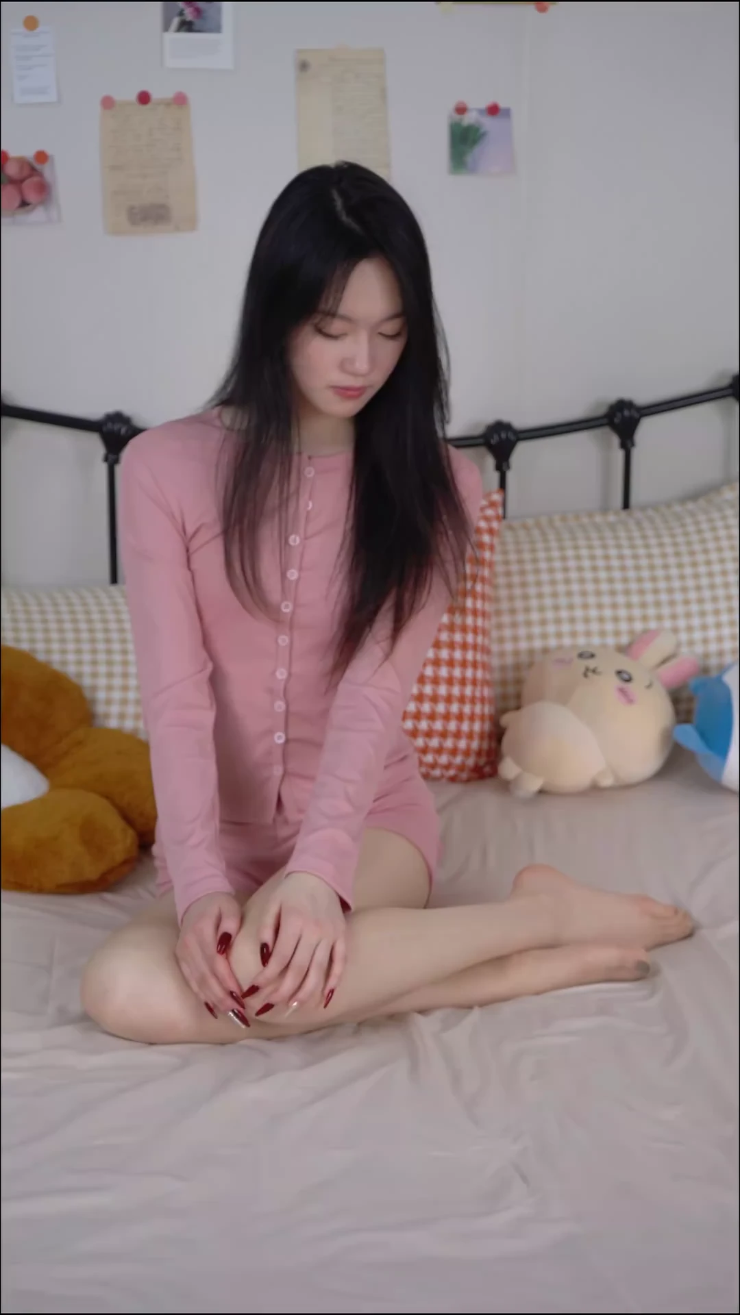 校花级模特 超薄丝袜 4k拍摄_115761699882293_20260820_234739