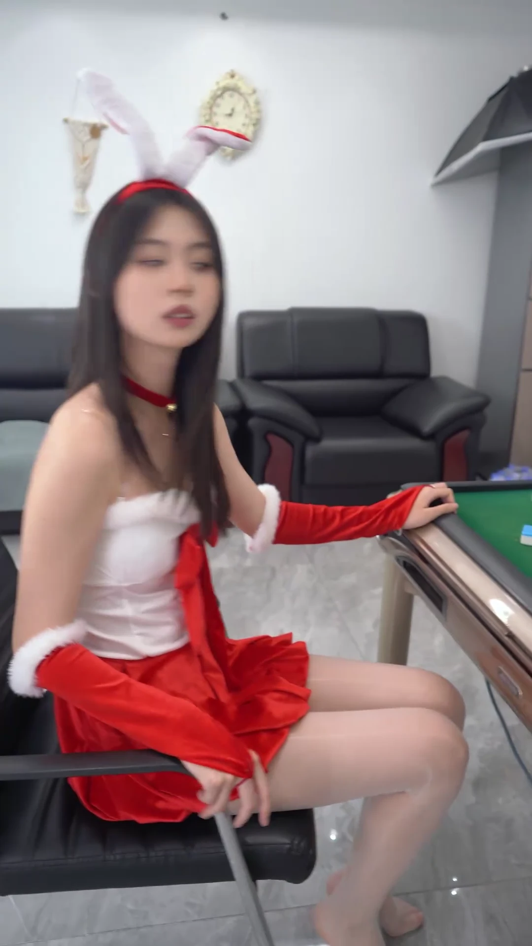 模特小然 4k拍摄现场_115947641768140_20260820_233907