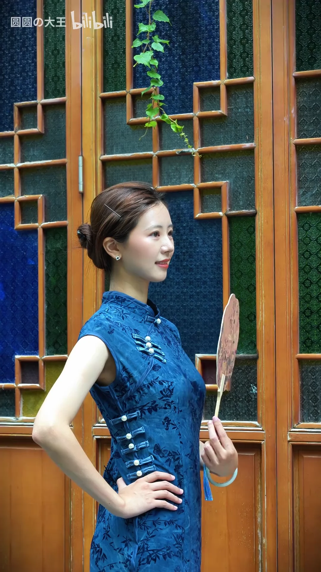 一袭旗袍沐芳华，十里清风落蒹葭_116678994237421_20260821_002549