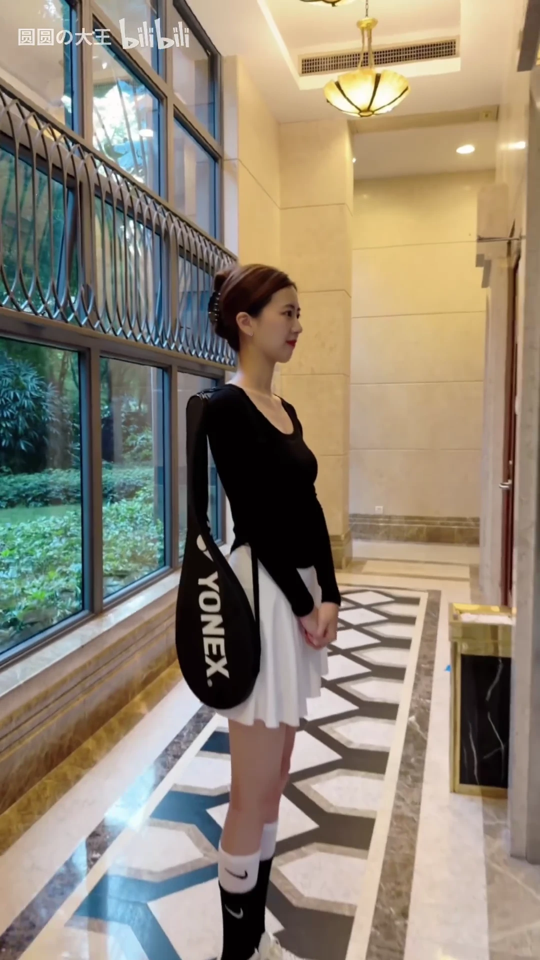 我弟给我拍的，我妈看了说像我爸_117059937639968_20260821_002402