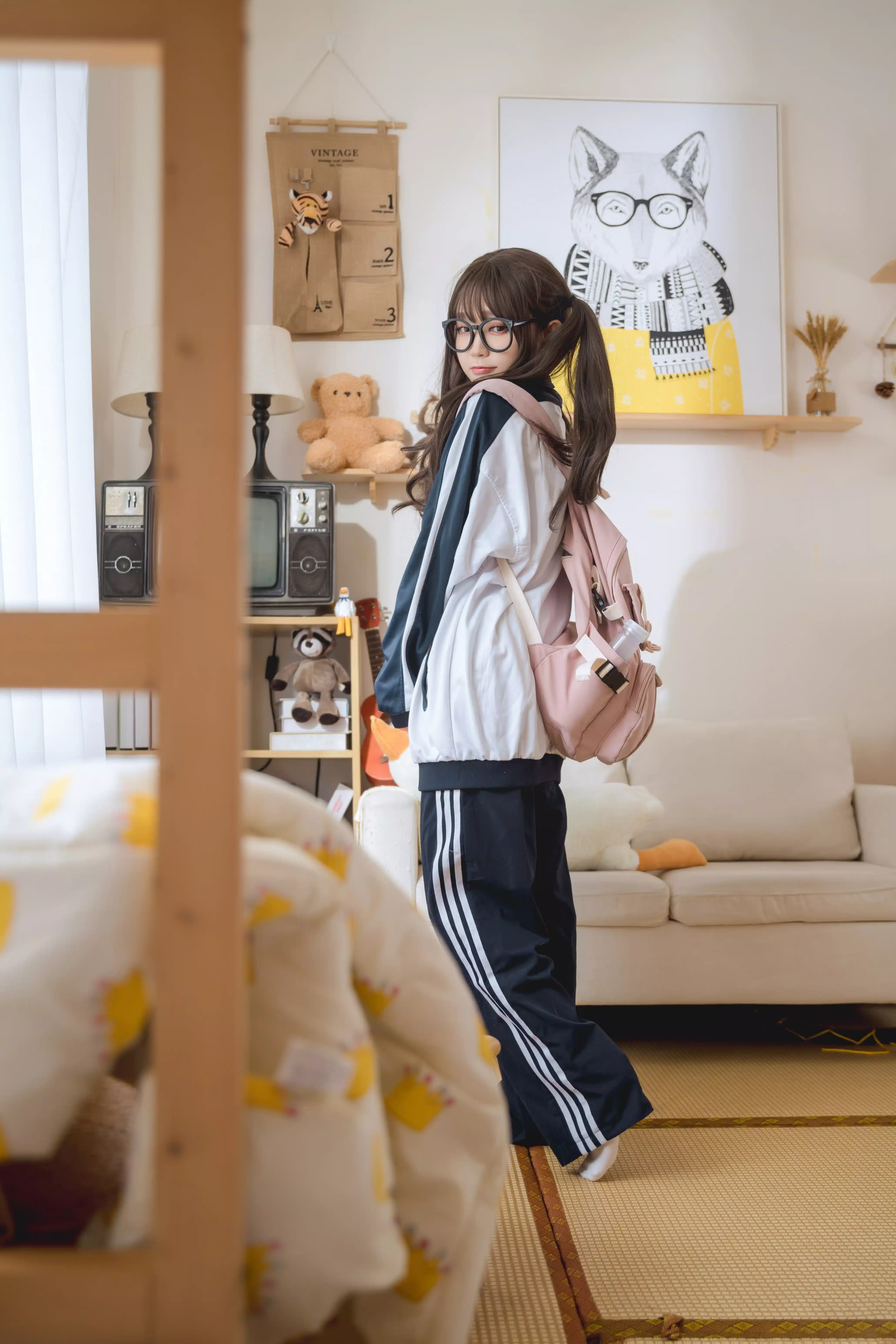 可爱小美女[64P]