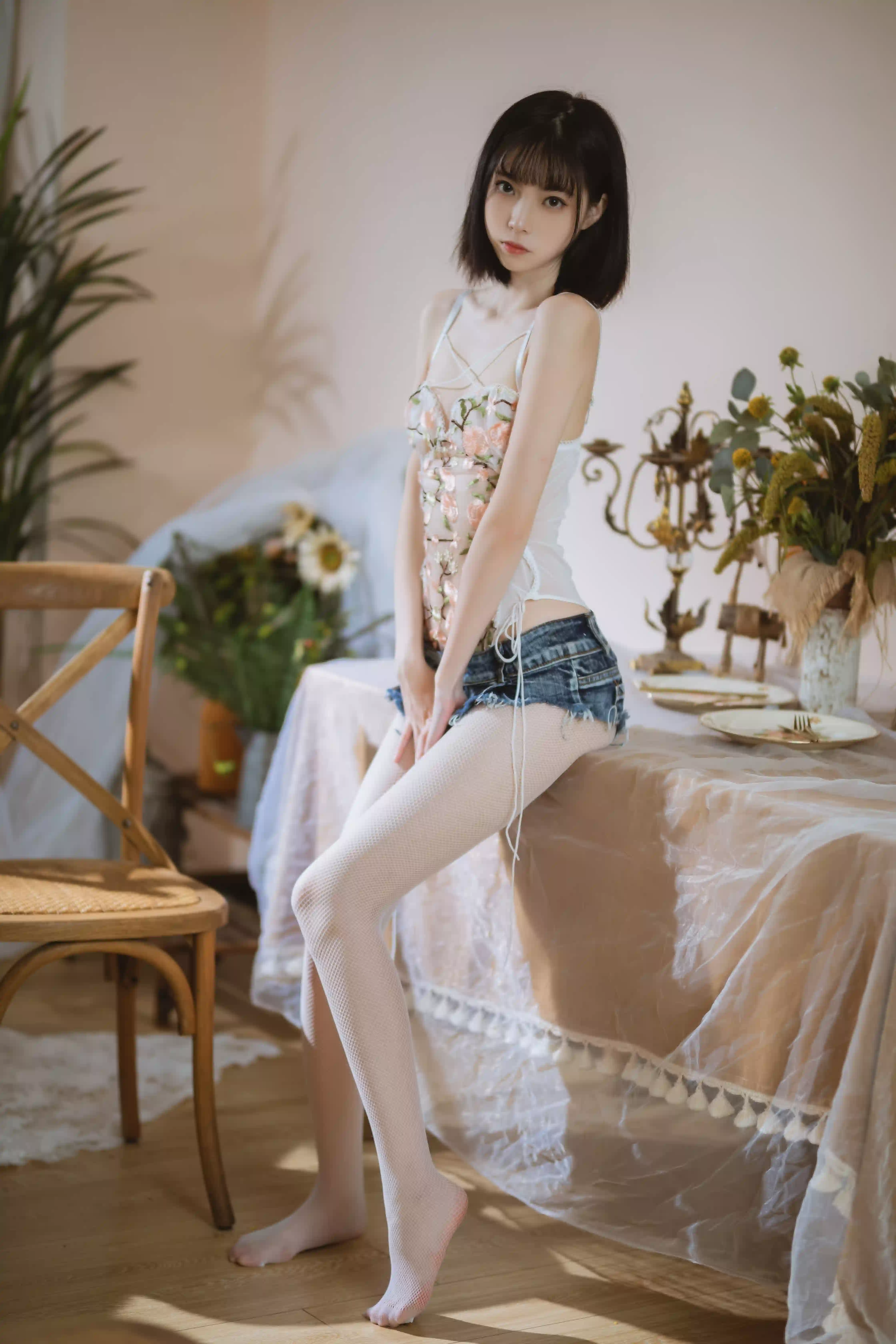 小孔网袜坐凳子[36P]