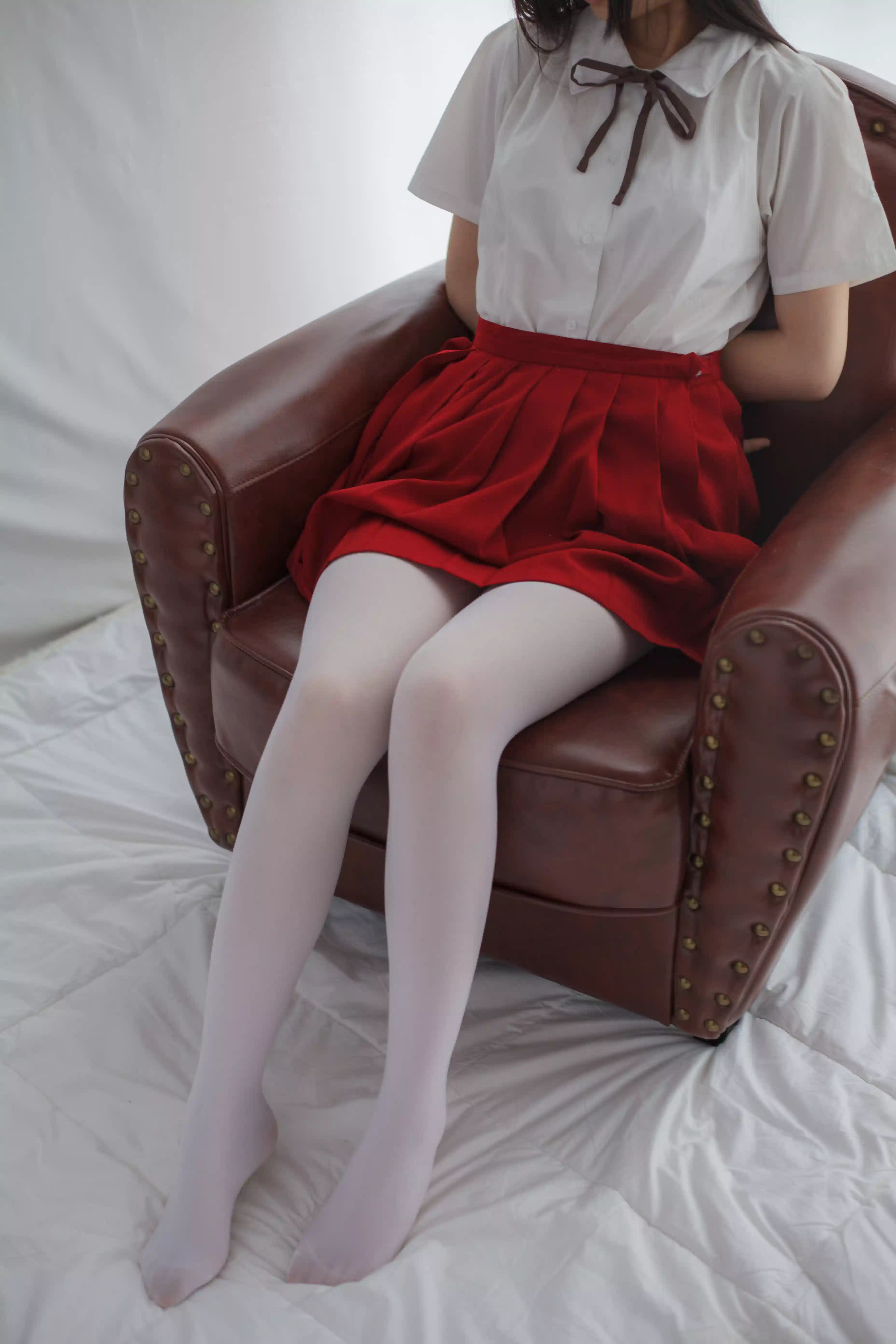 少女秩序 VOL.004 [52P 417.54 MB]