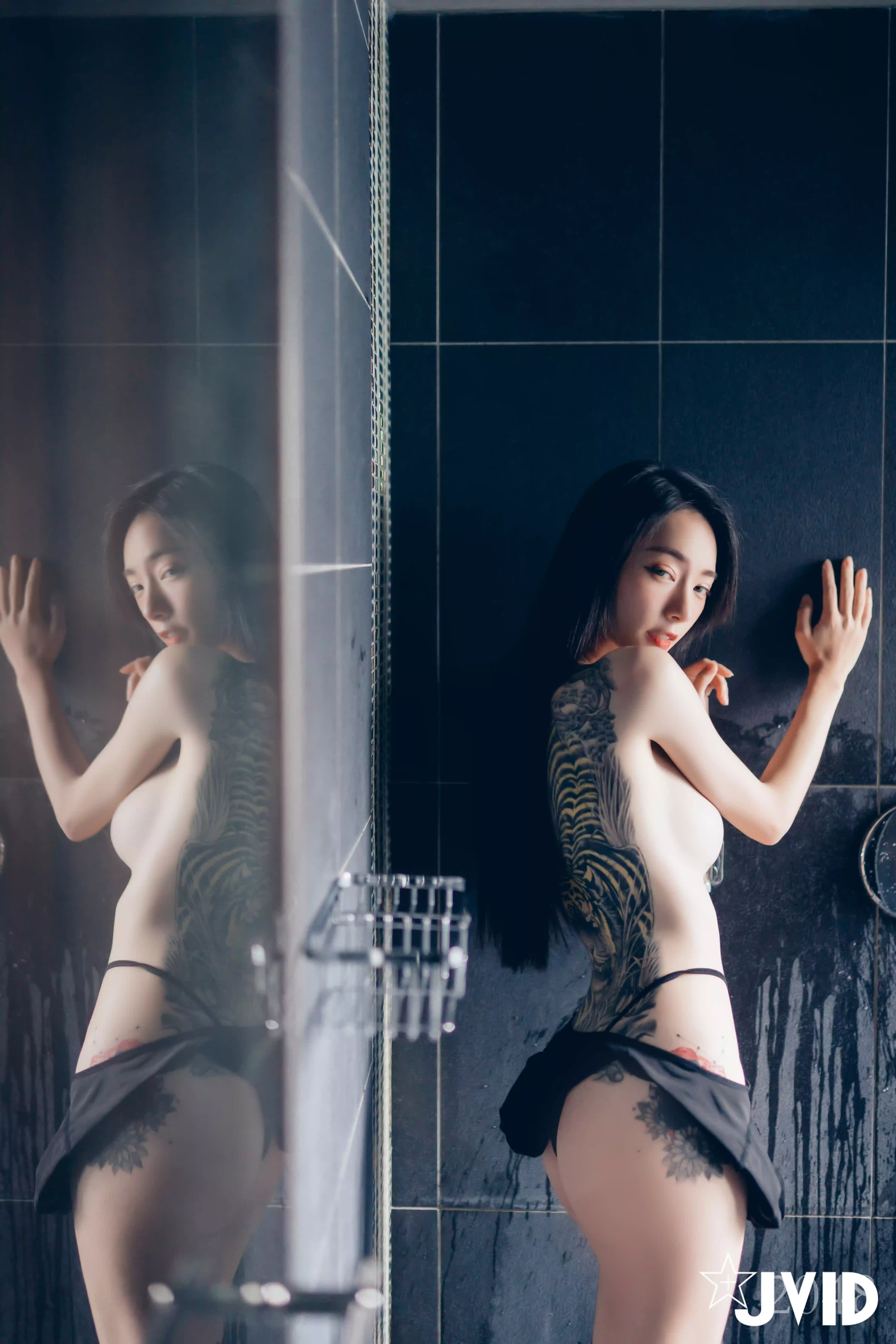 JVID NO.542 黑超猛激凸遮不住 白透透睡衣 - 飄飄 [120P 1V 1.2GB]