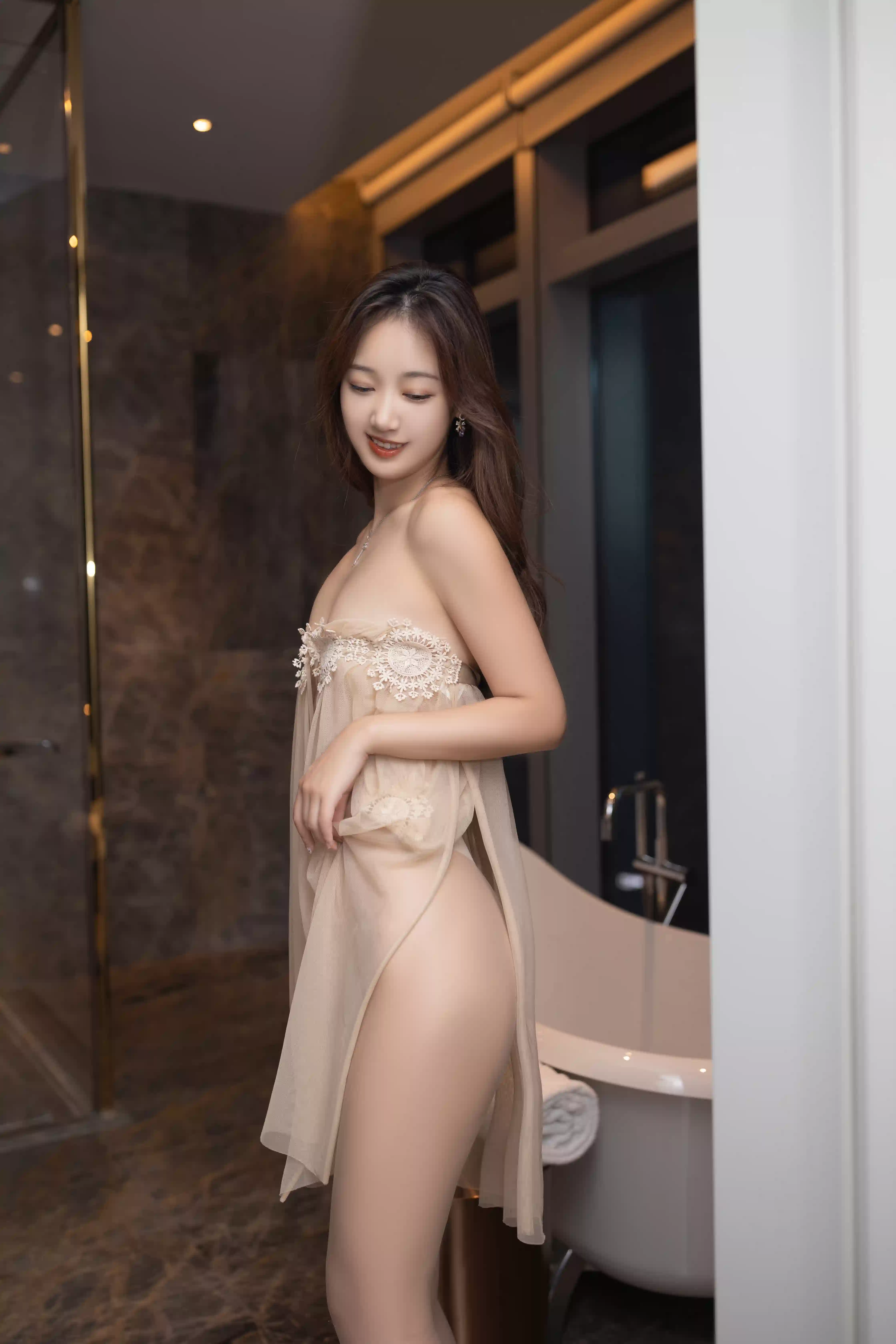 唐安琪 NO.013 内购无水印 NO.4601 黄色薄纱轻透连衣长裙 [82P 901.75 MB]