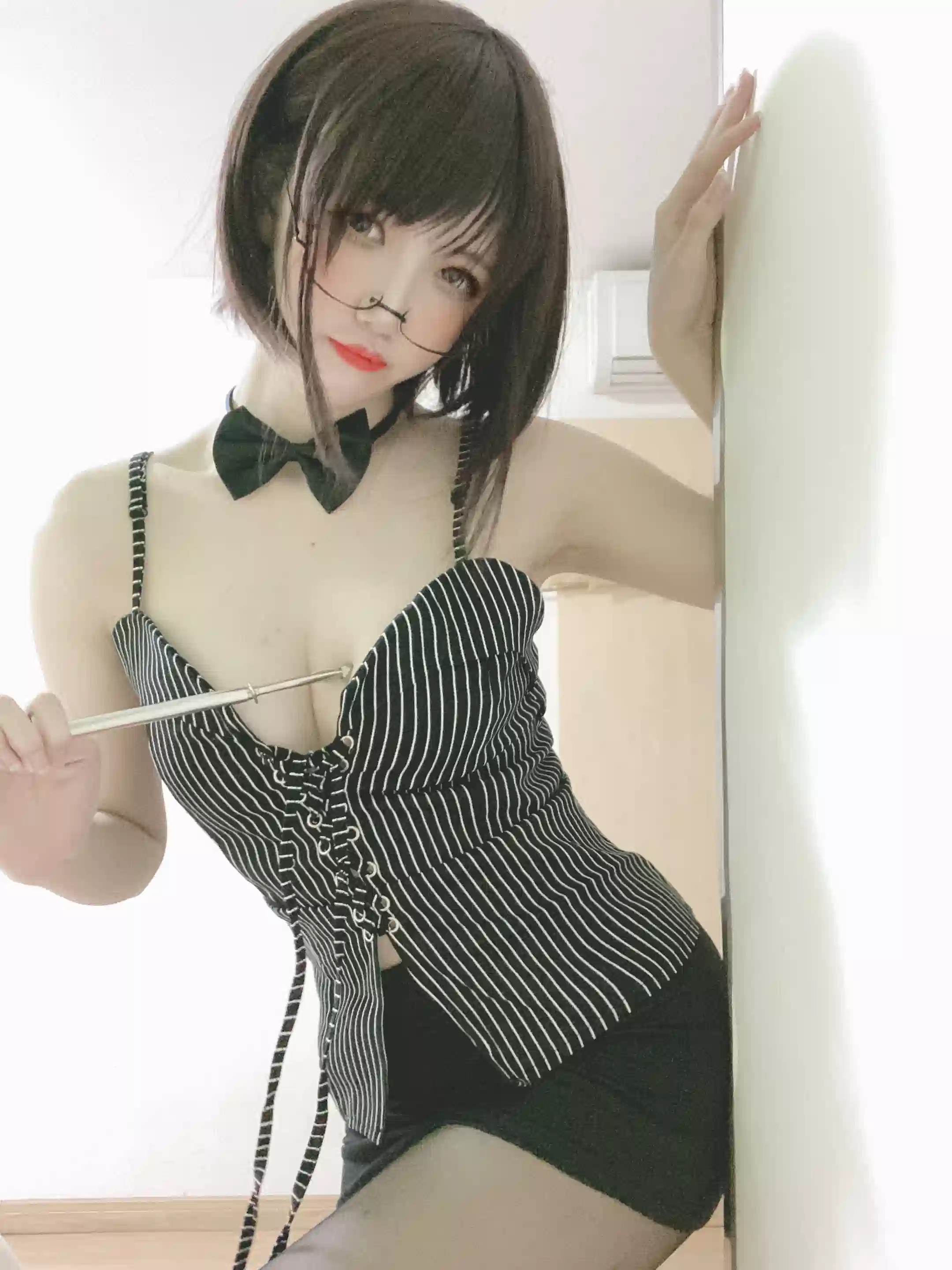 阿薰kaOri NO.008 女教师 [6P-9MB]