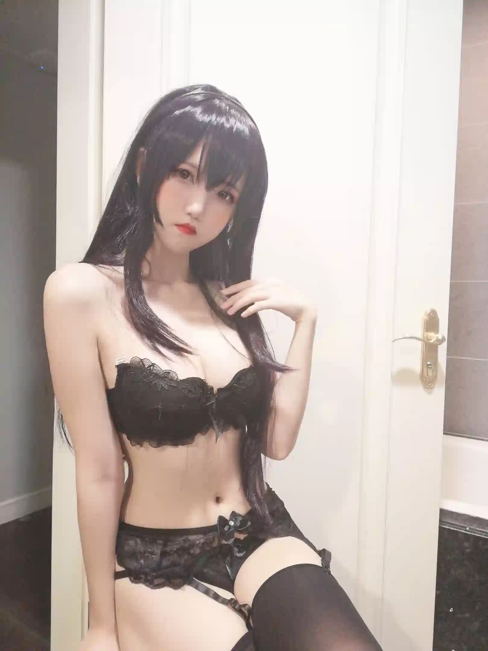 阿薰kaOri NO.005 学姐礼服+内衣 [9P-17MB]