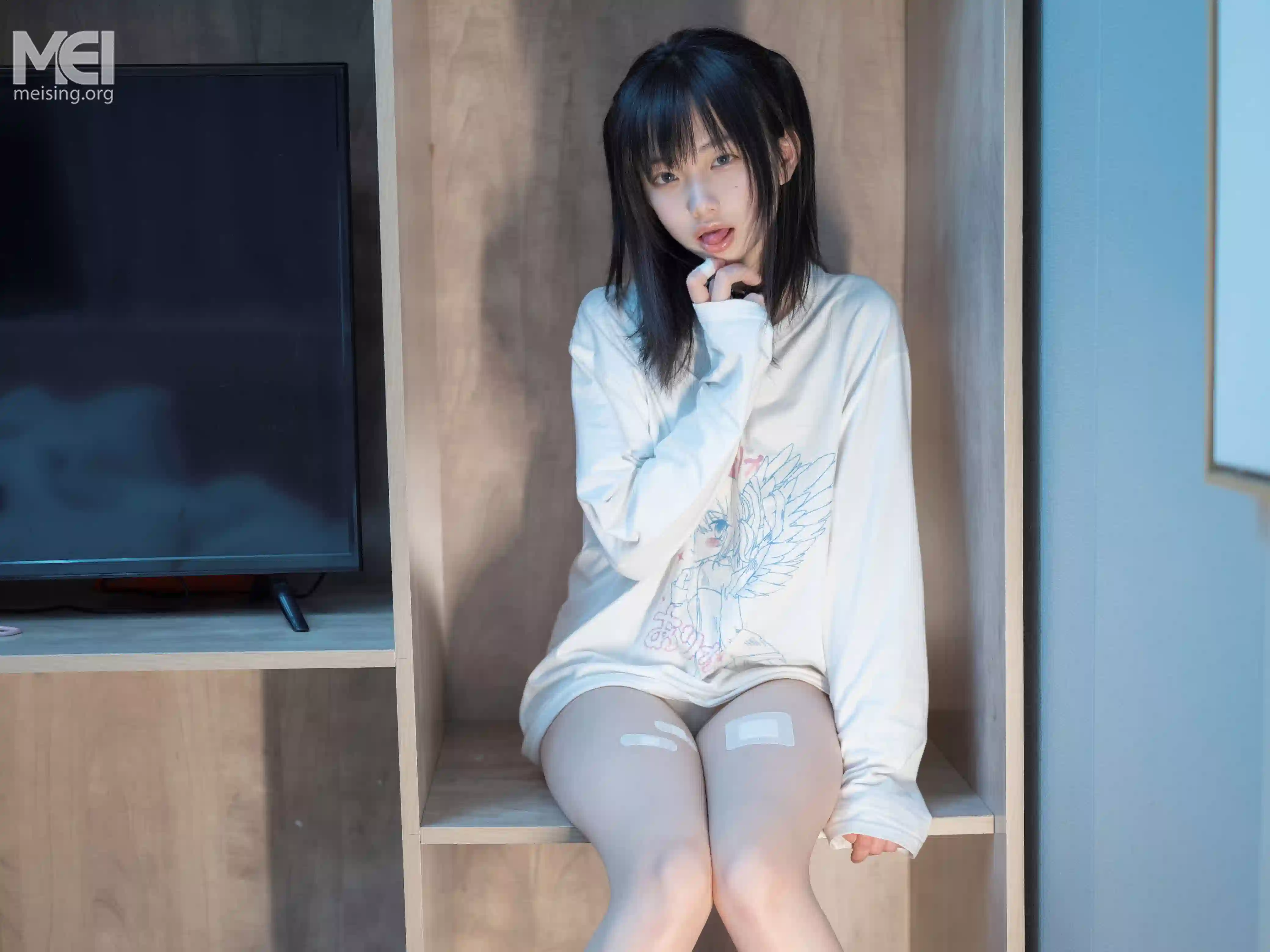少女秩序 人気アイドル千澄最新作・ルーズソックス少女 千澄 泡泡袜少女 [43P 109MB]