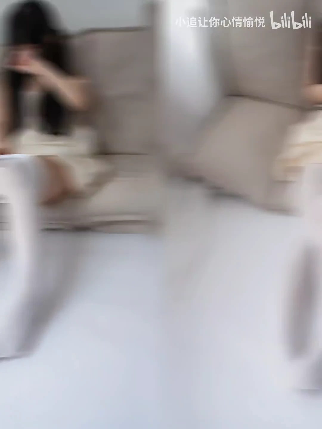 小姐姐白色裤袜_116293470526799_20261008_173848